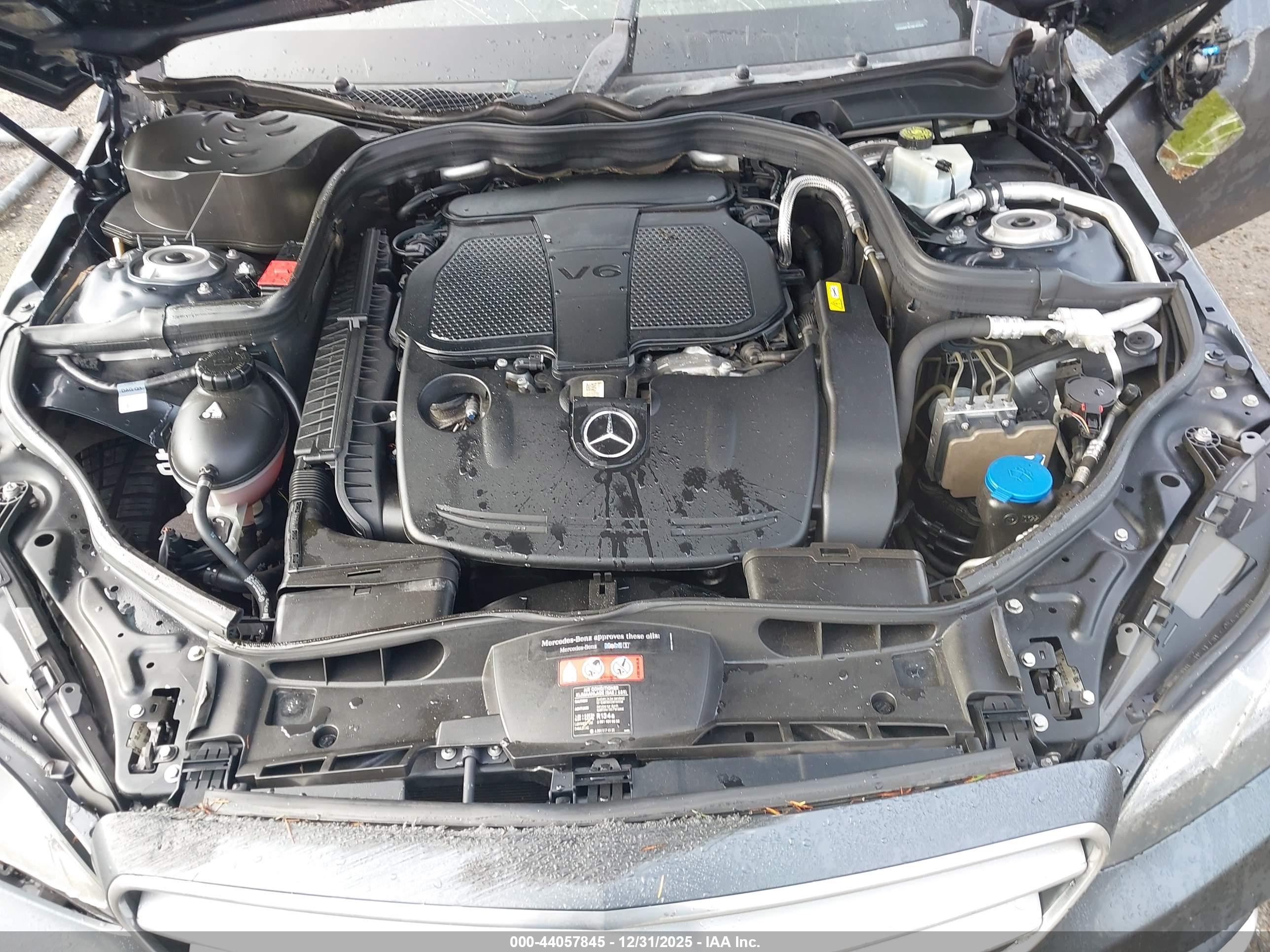 MERCEDES-BENZ E image 10