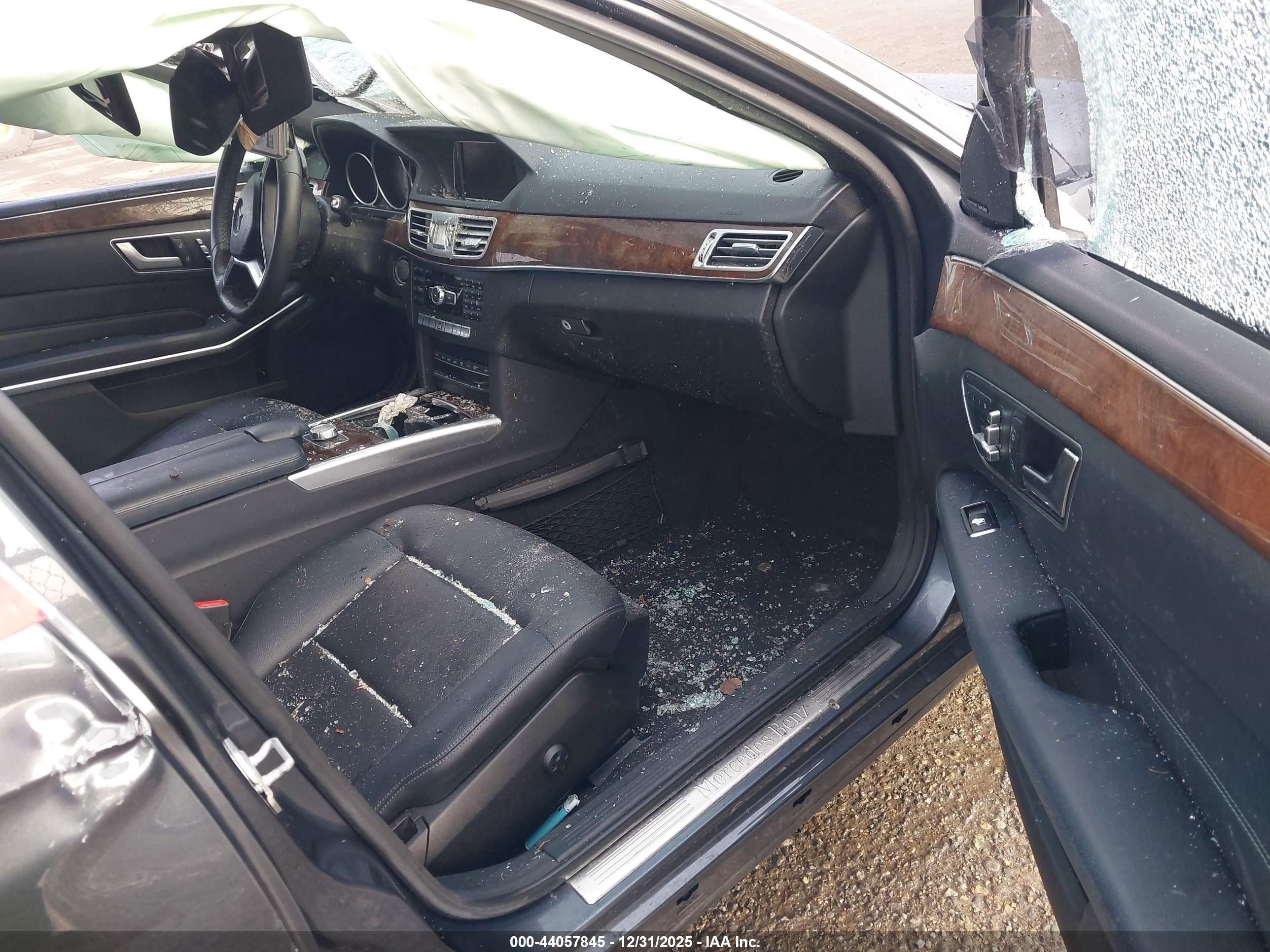 MERCEDES-BENZ E image 5