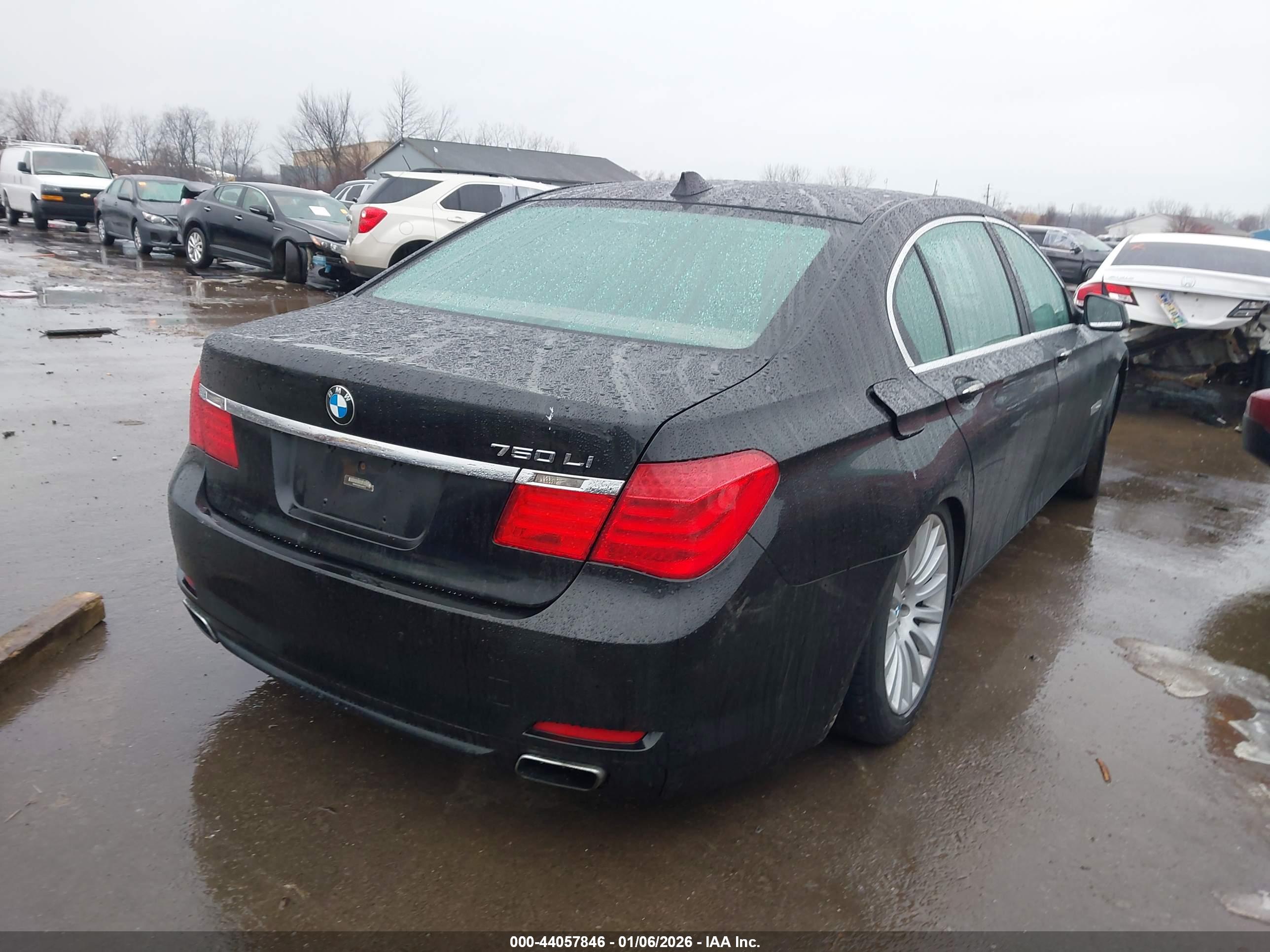 BMW 750LI image 4