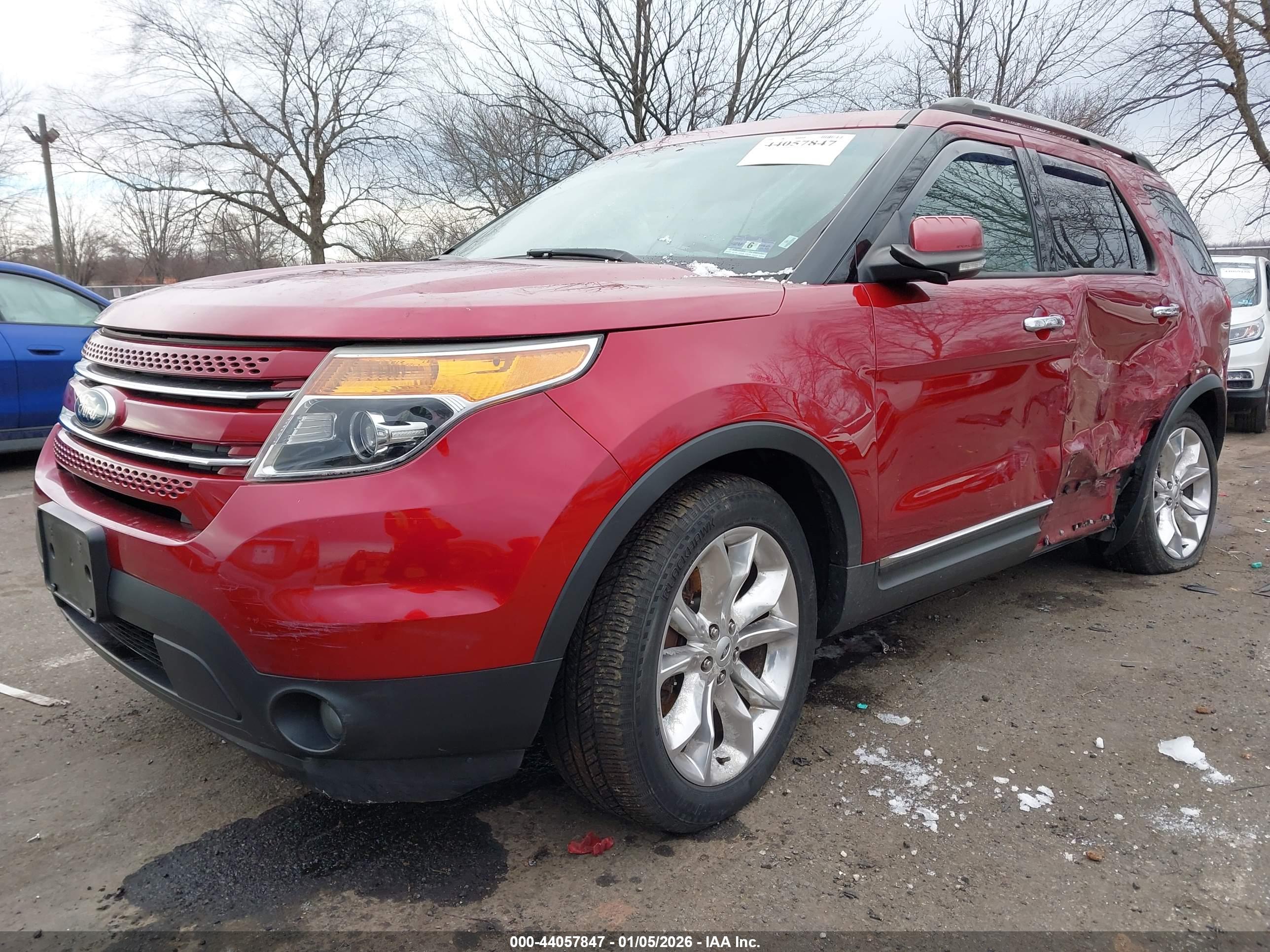 FORD EXPLORER image 2