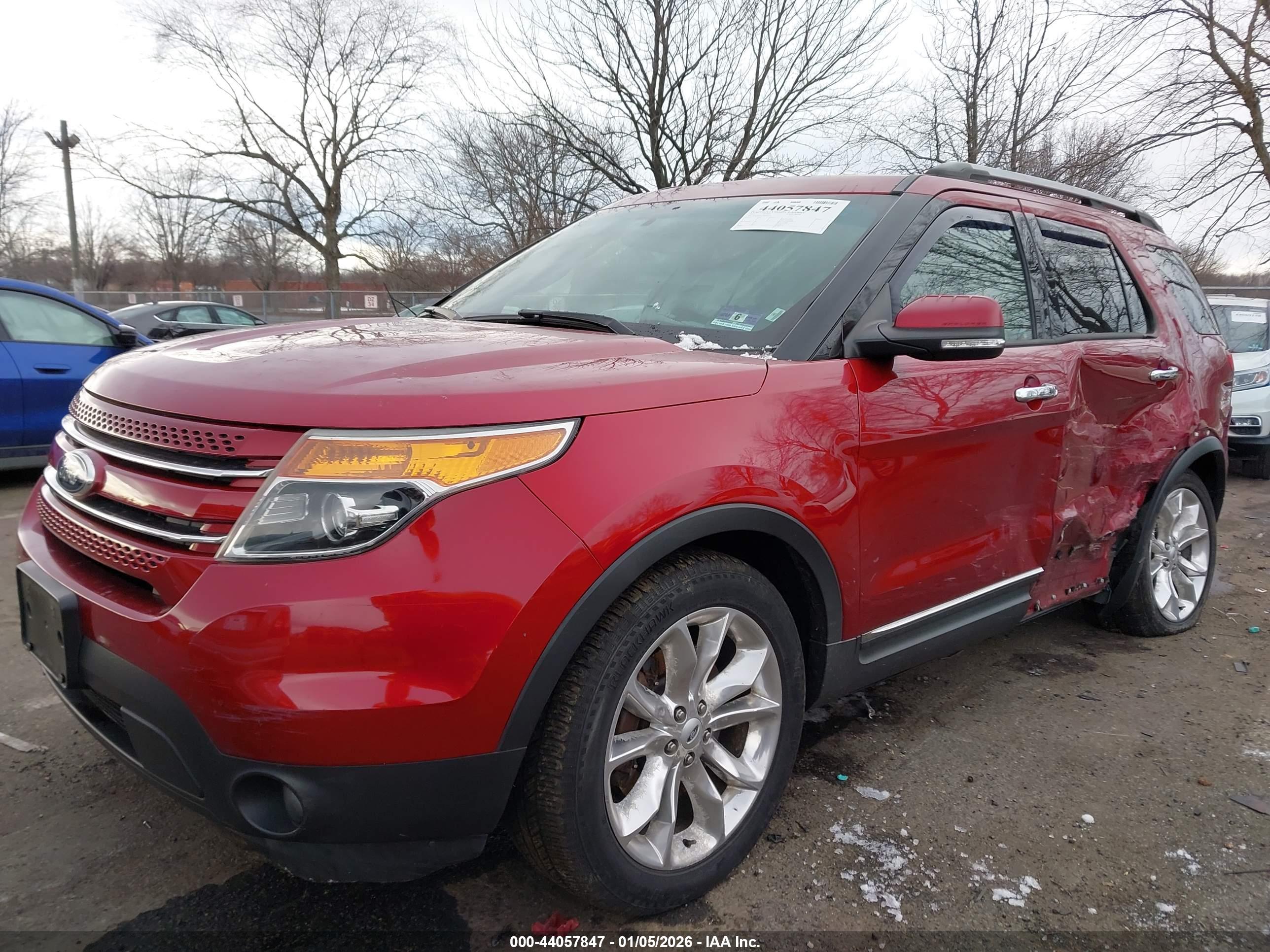 FORD EXPLORER image 6