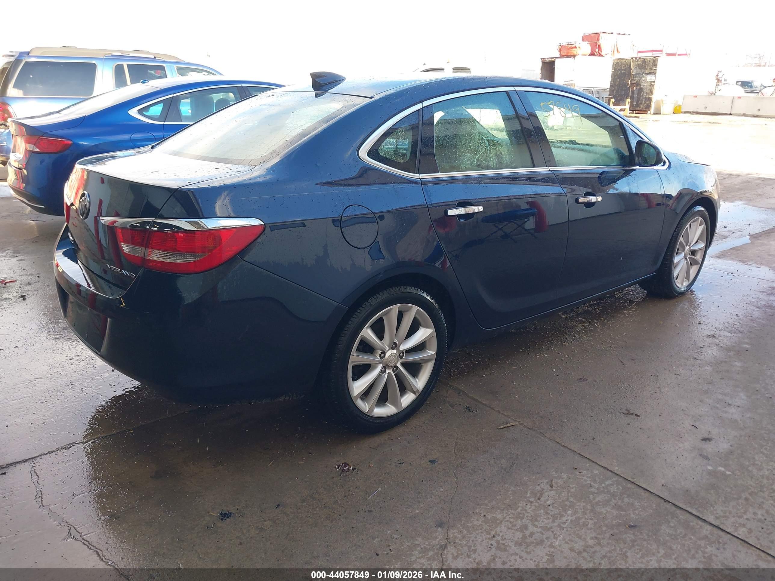 BUICK VERANO image 4