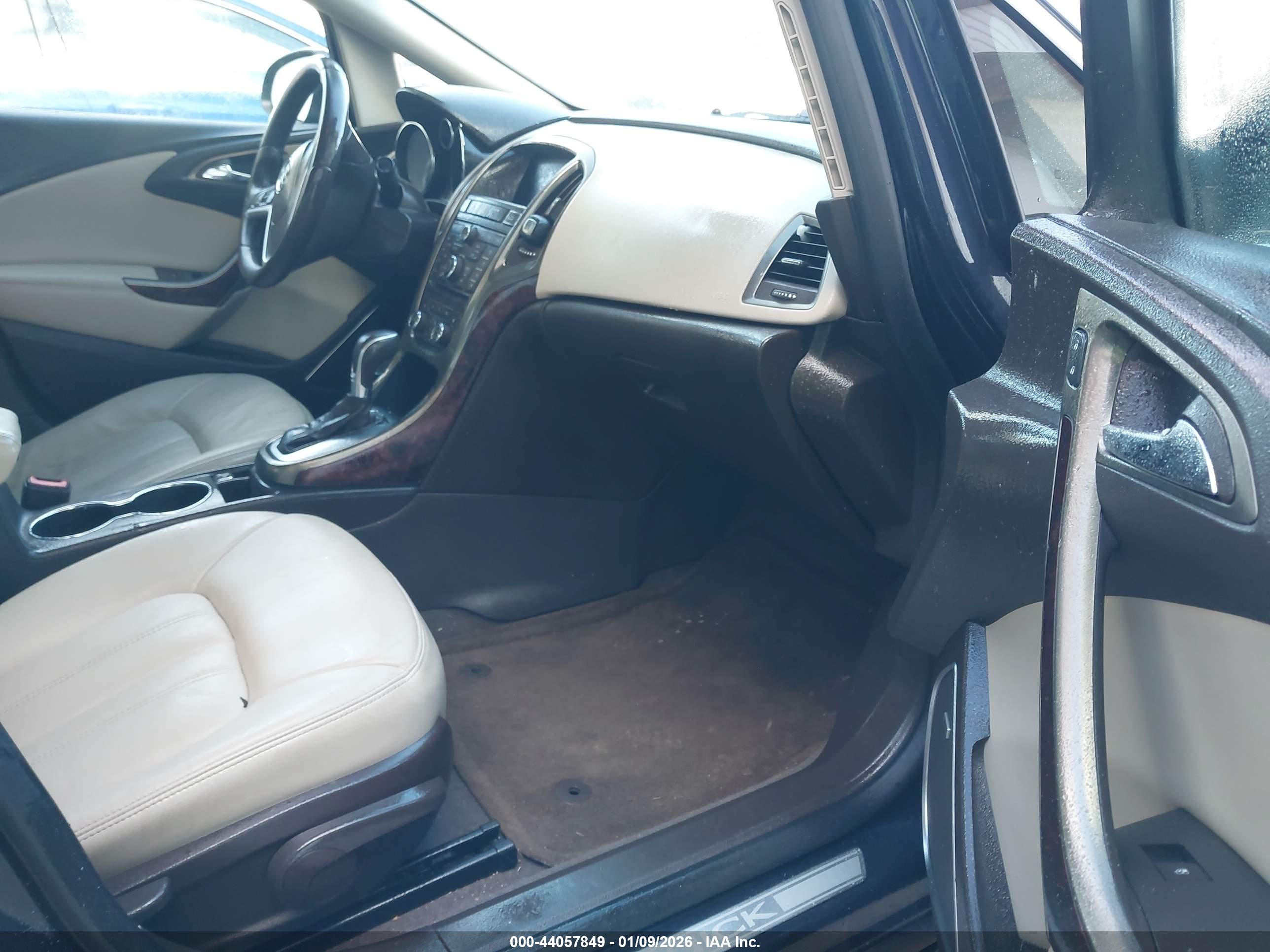 BUICK VERANO image 5