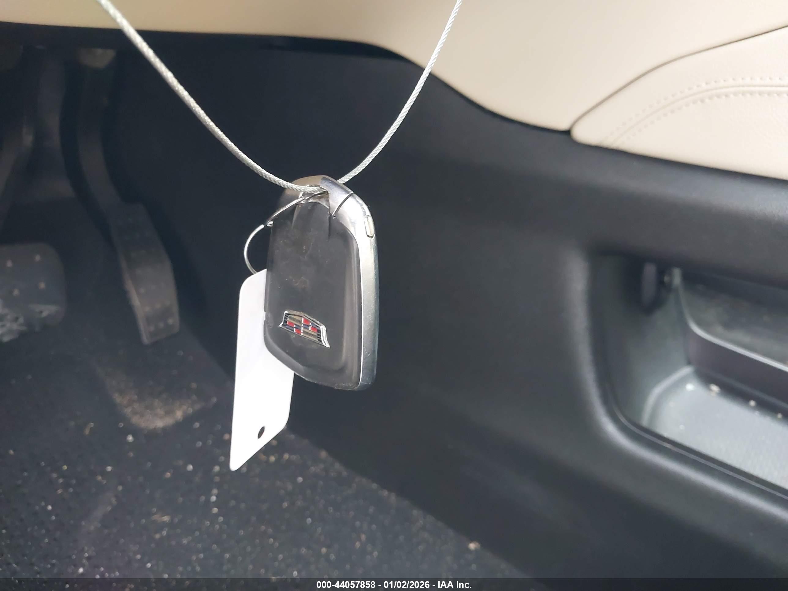 CADILLAC XT5 image 11