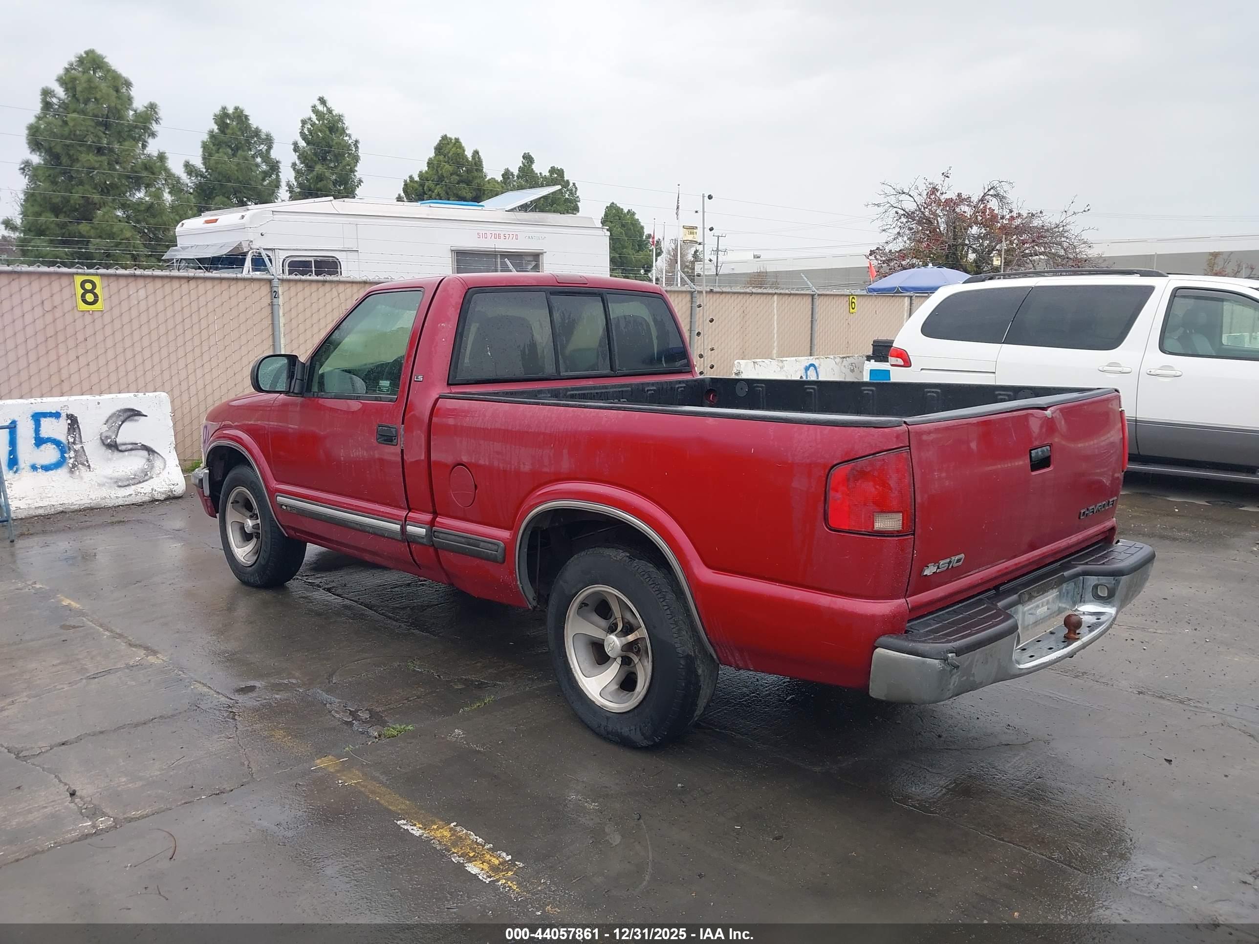 CHEVROLET S-10 image 3
