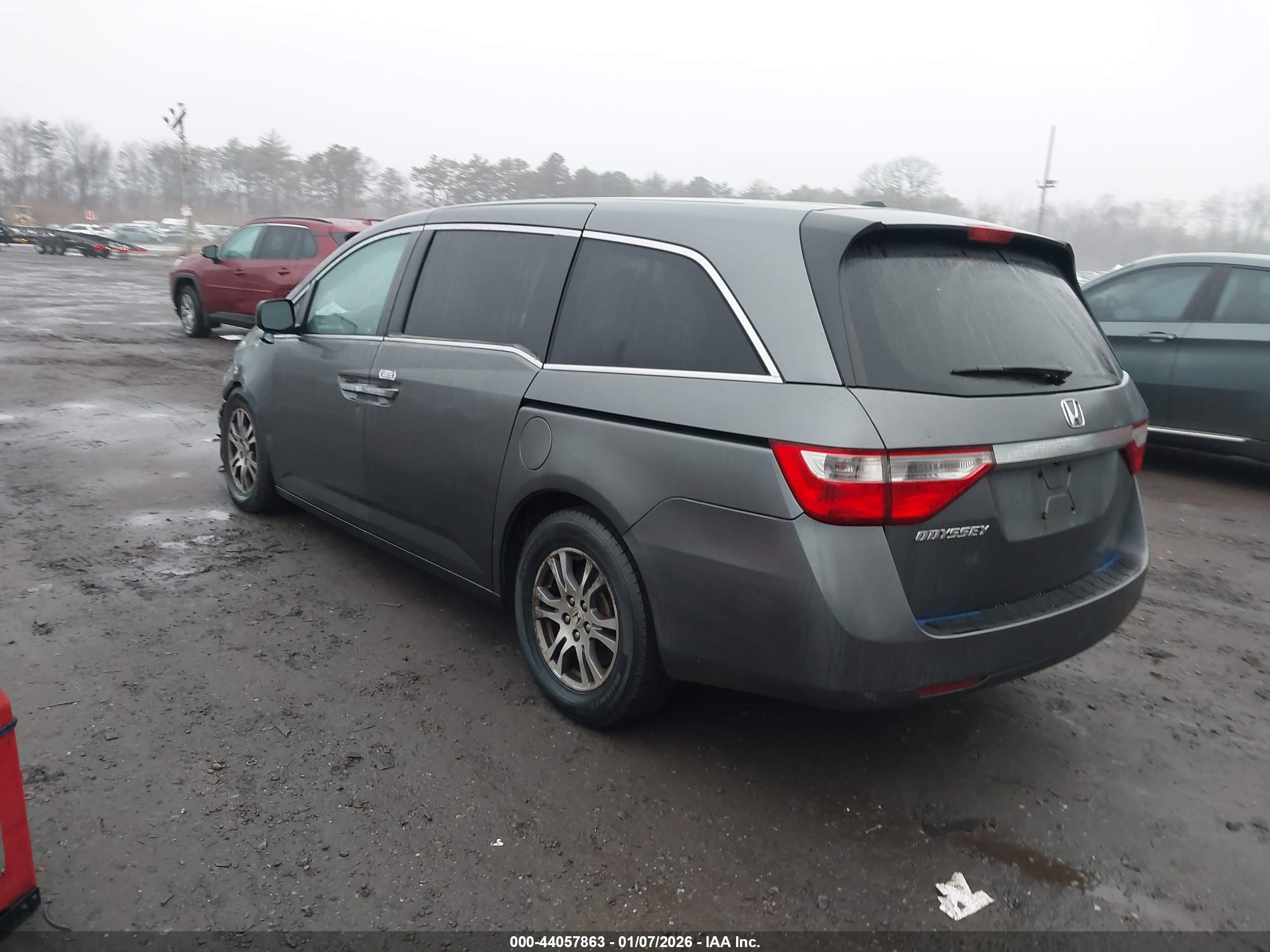 HONDA ODYSSEY image 3