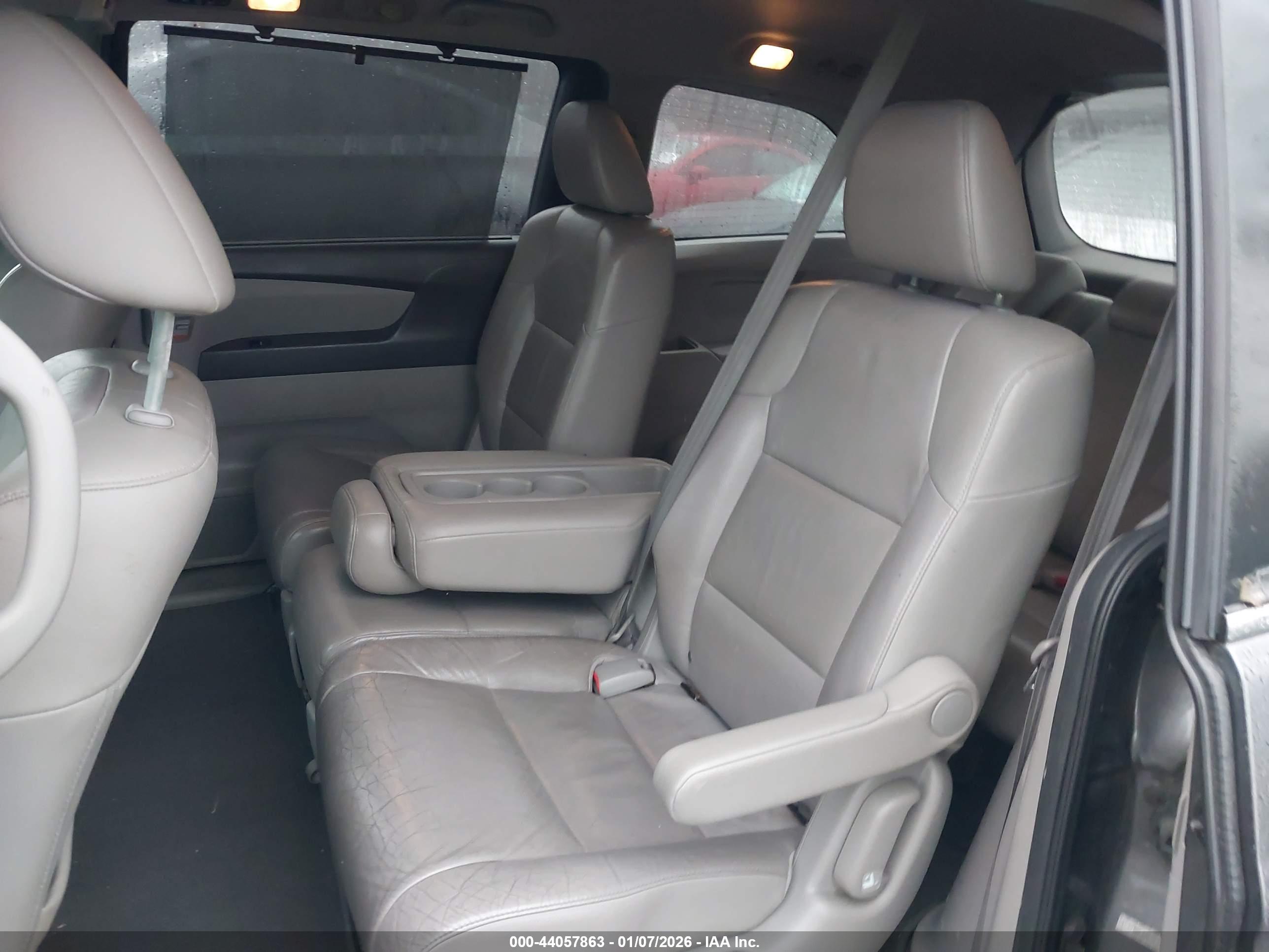 HONDA ODYSSEY image 8