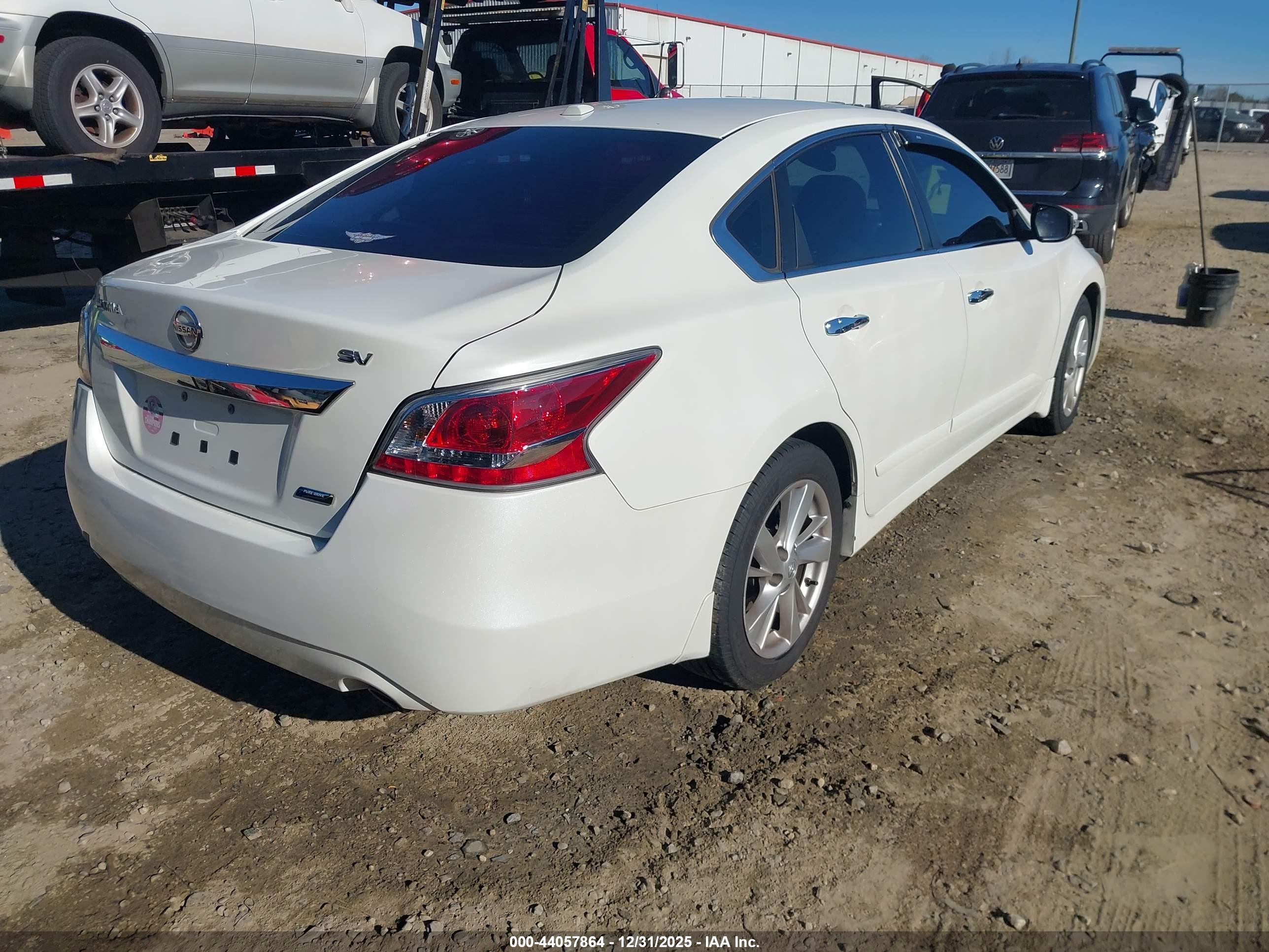 NISSAN ALTIMA image 4