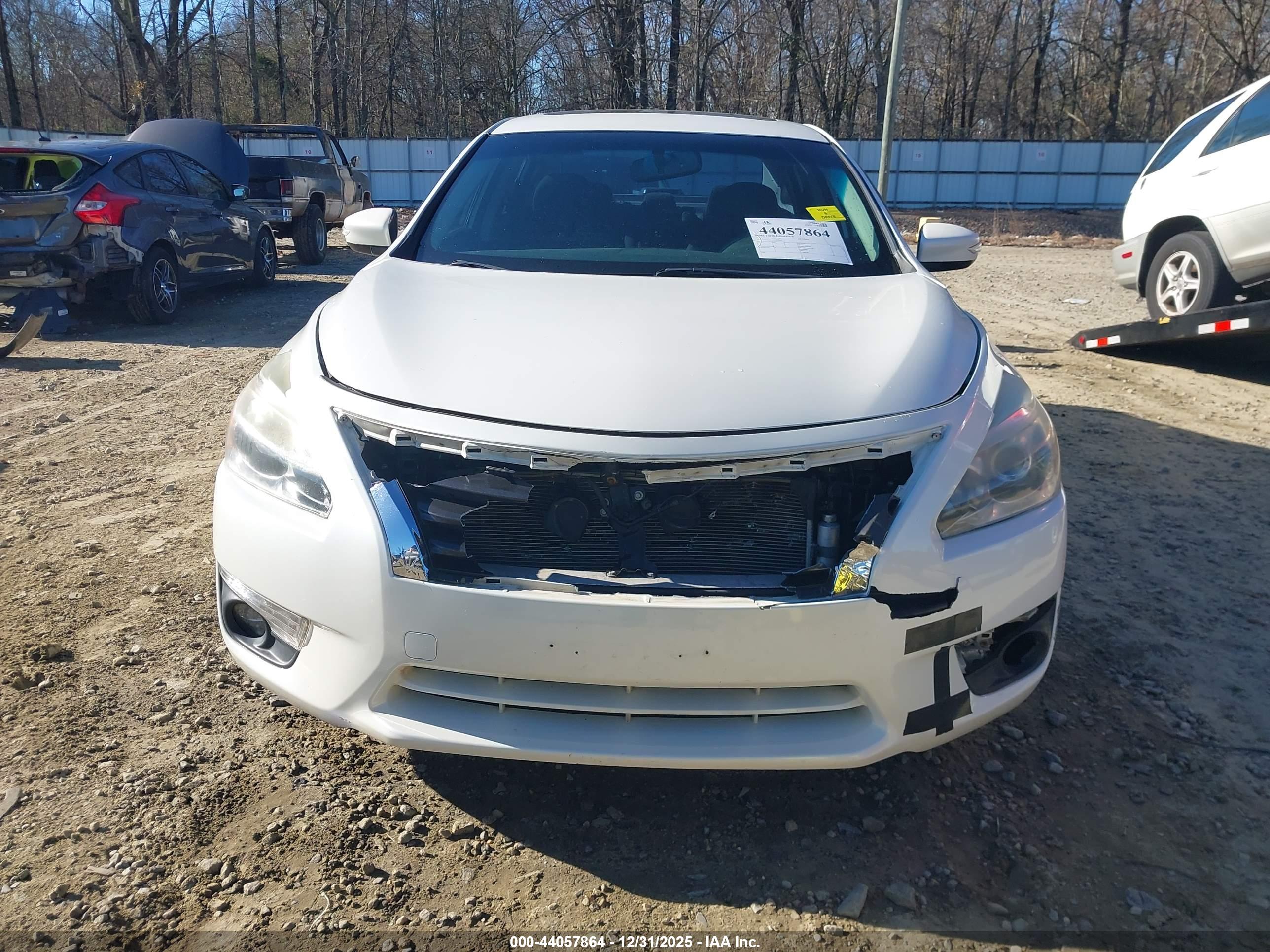 NISSAN ALTIMA image 6