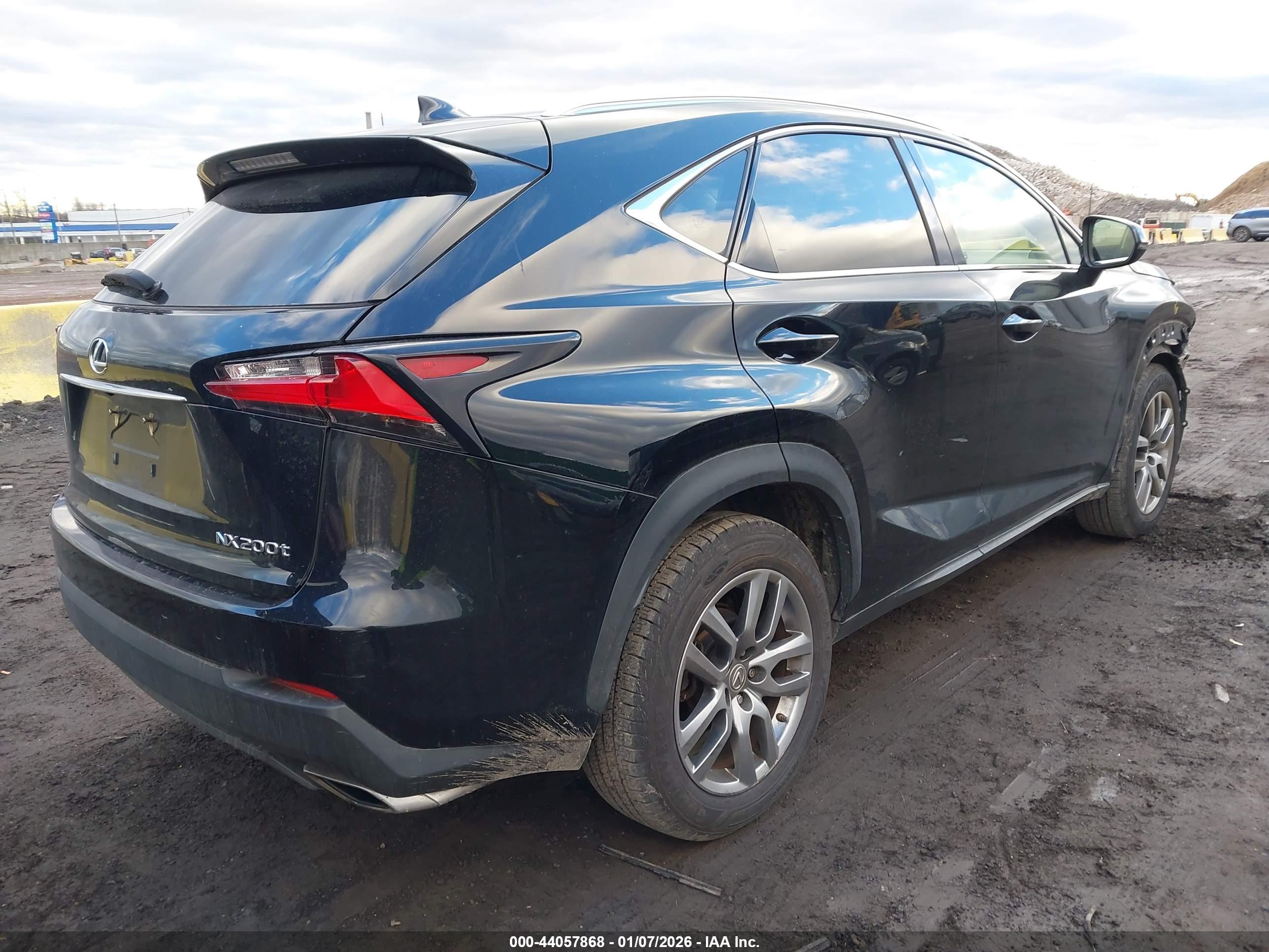 LEXUS NX image 4