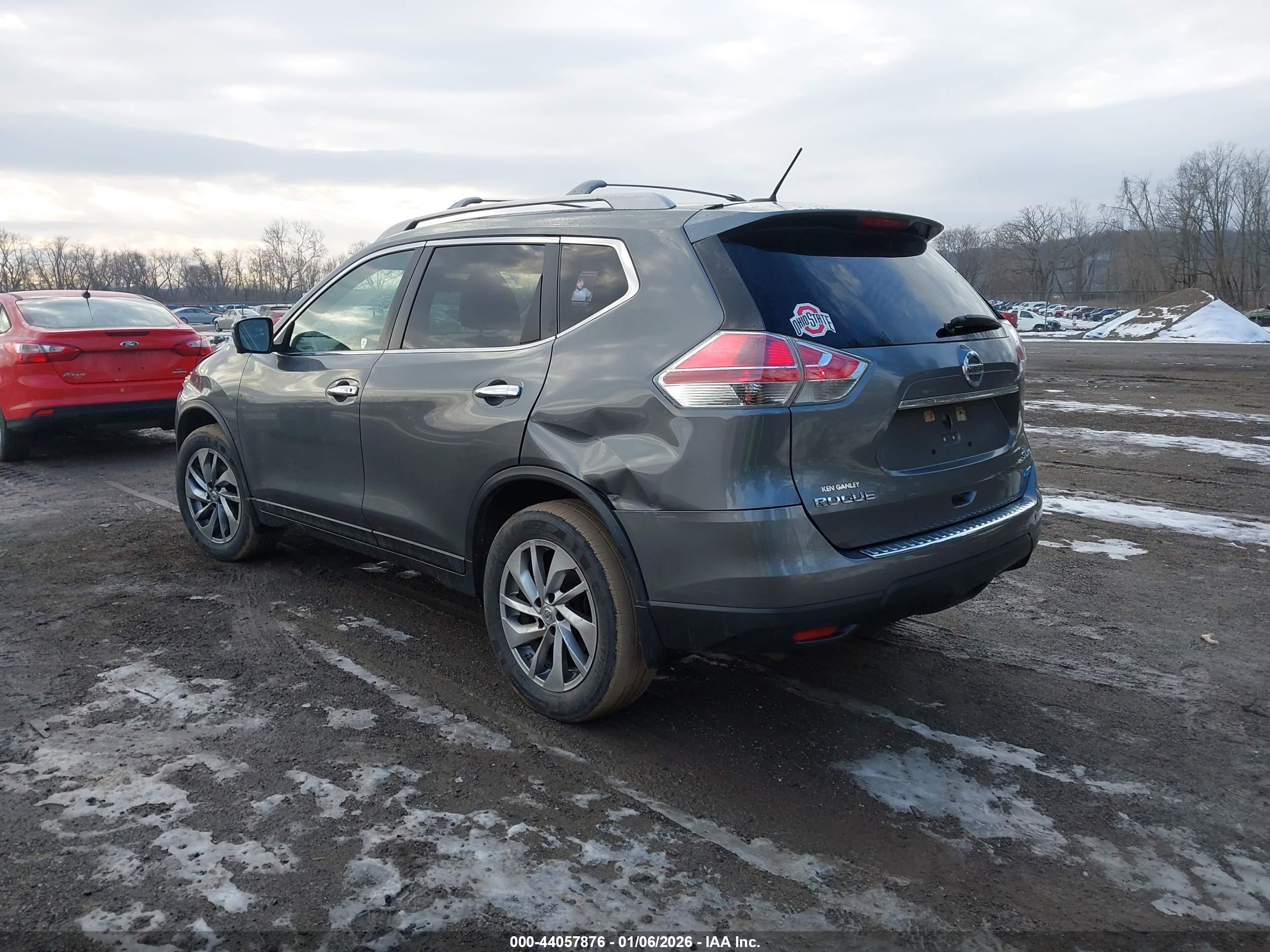 NISSAN ROGUE image 3