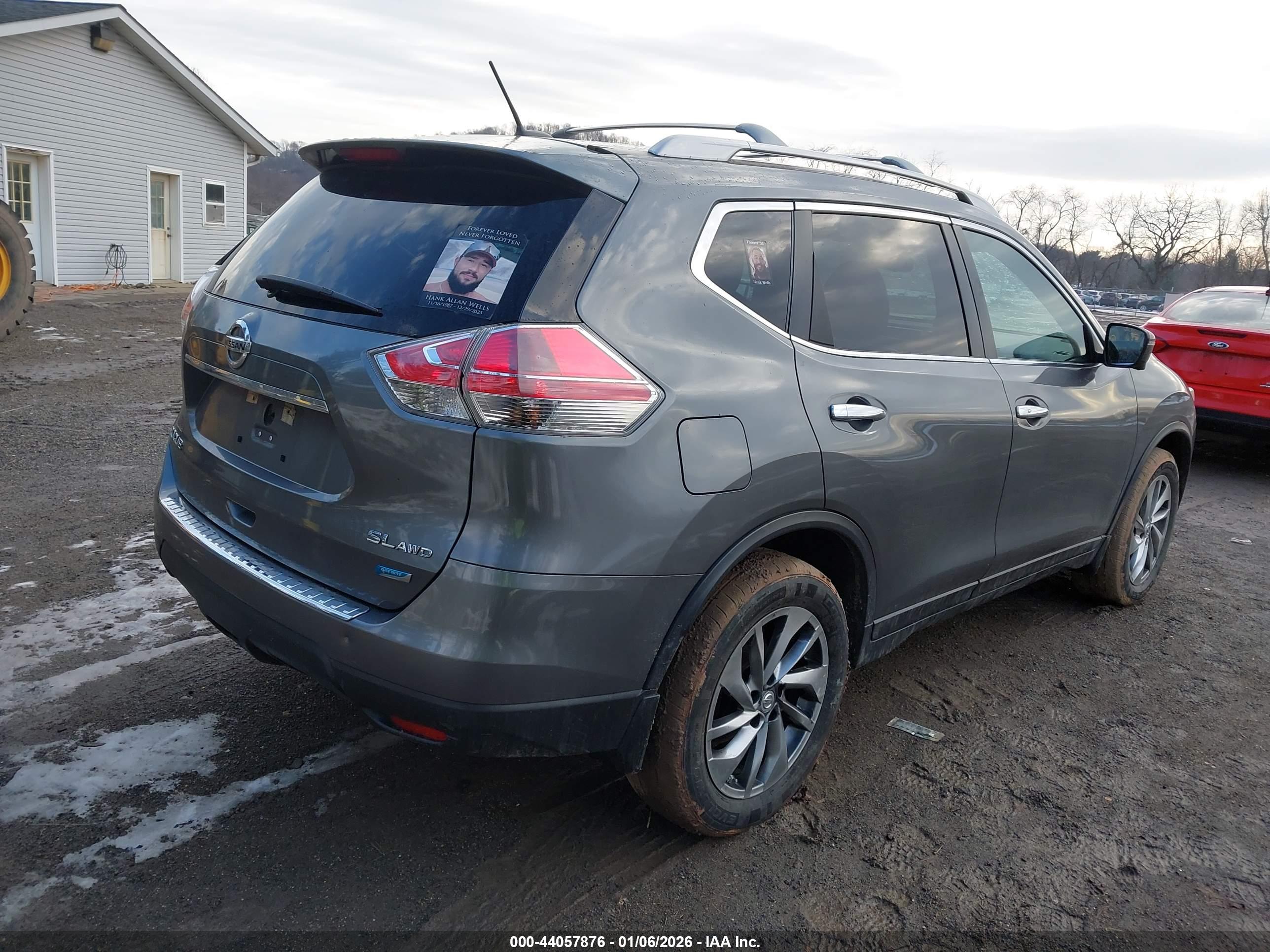 NISSAN ROGUE image 4