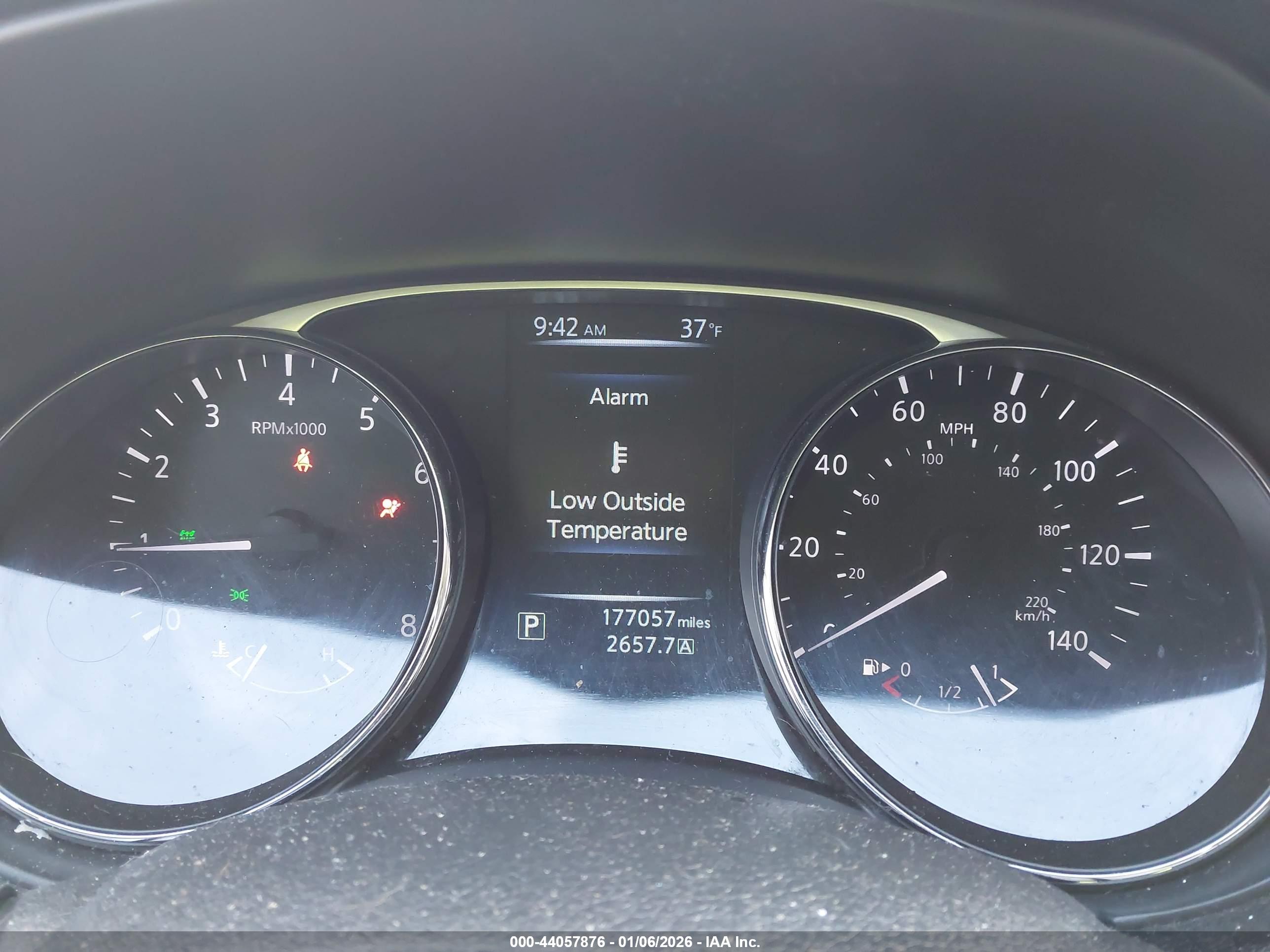 NISSAN ROGUE image 7