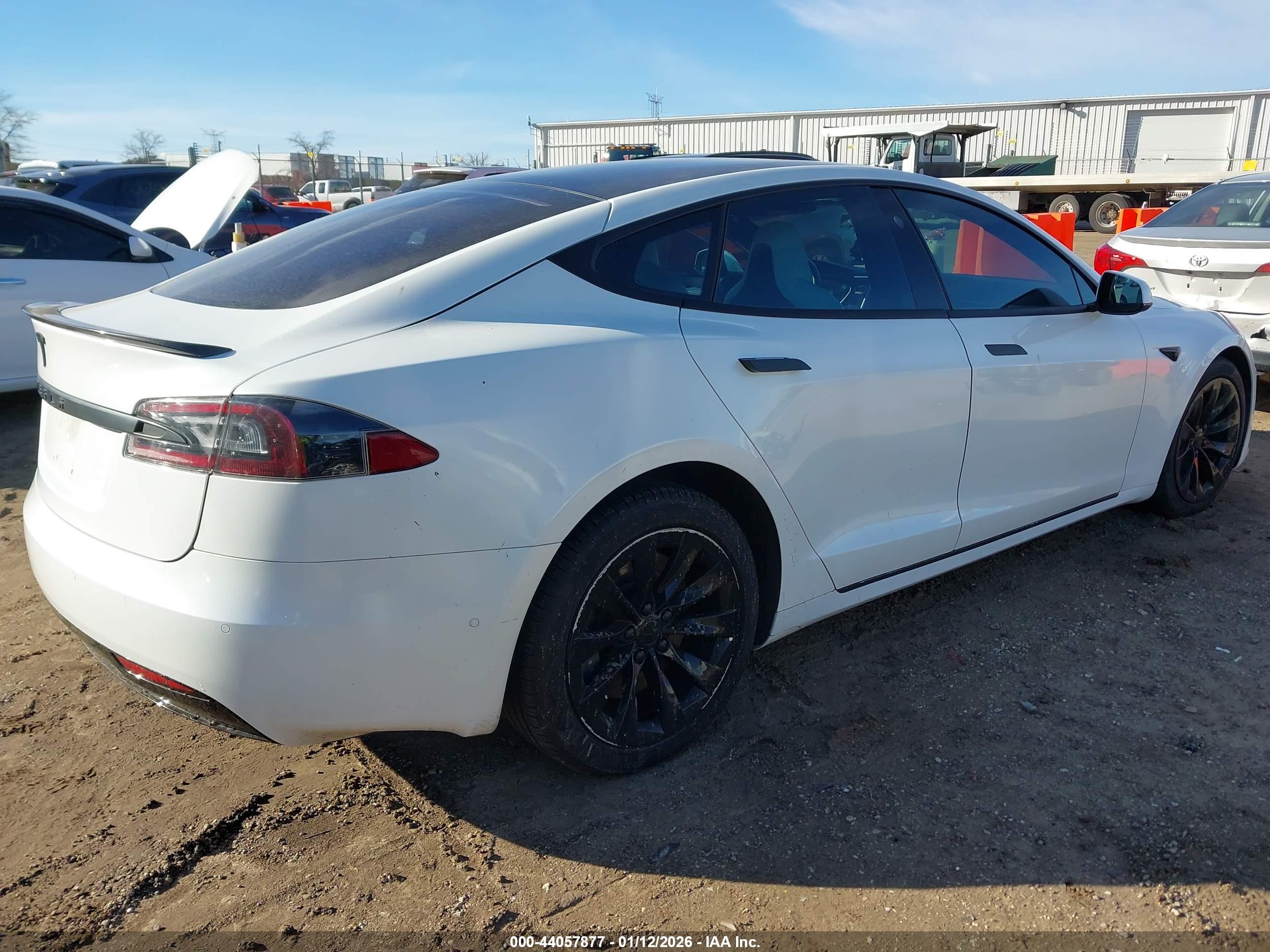 TESLA MODEL image 4
