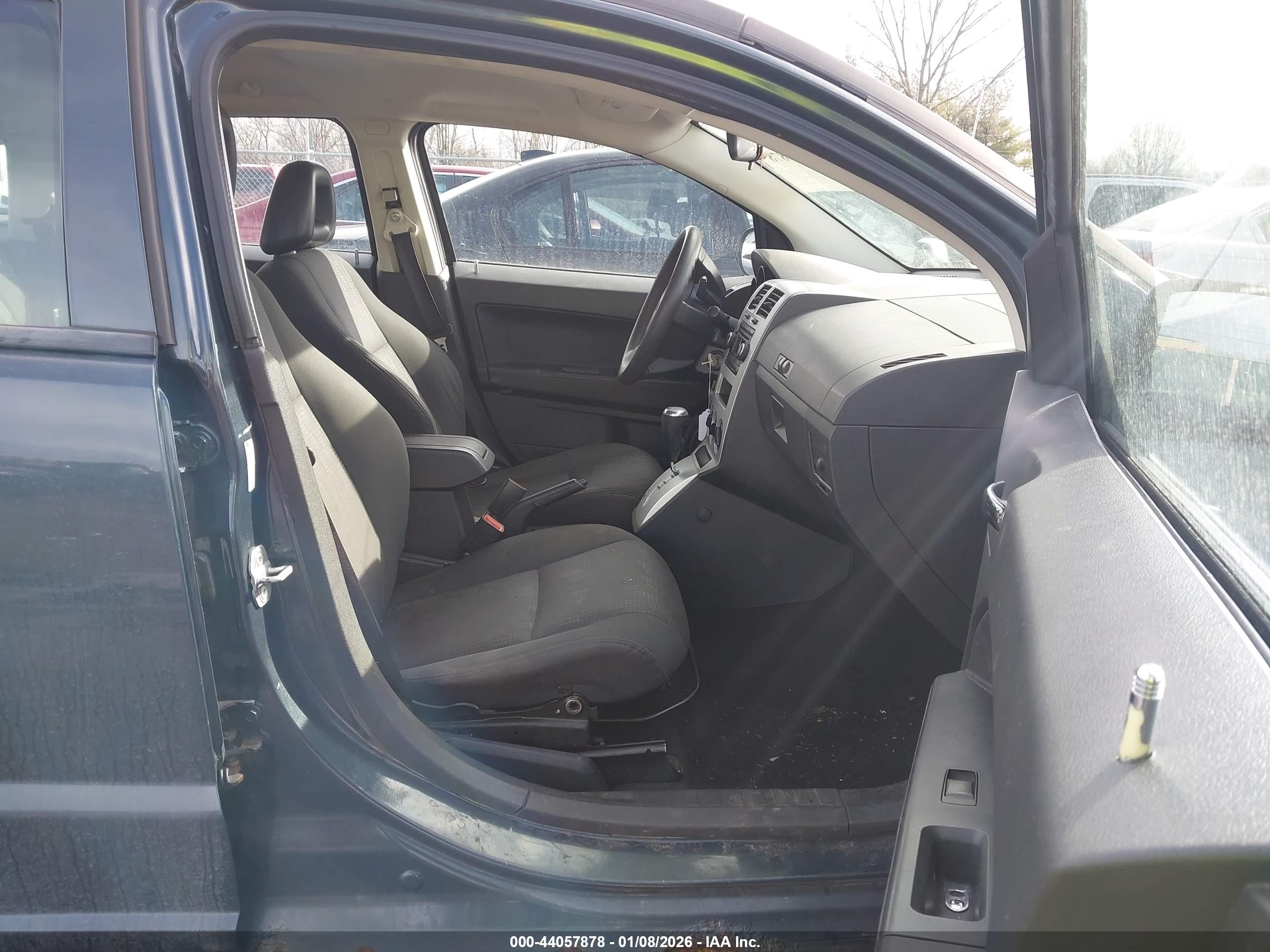 DODGE CALIBER image 5