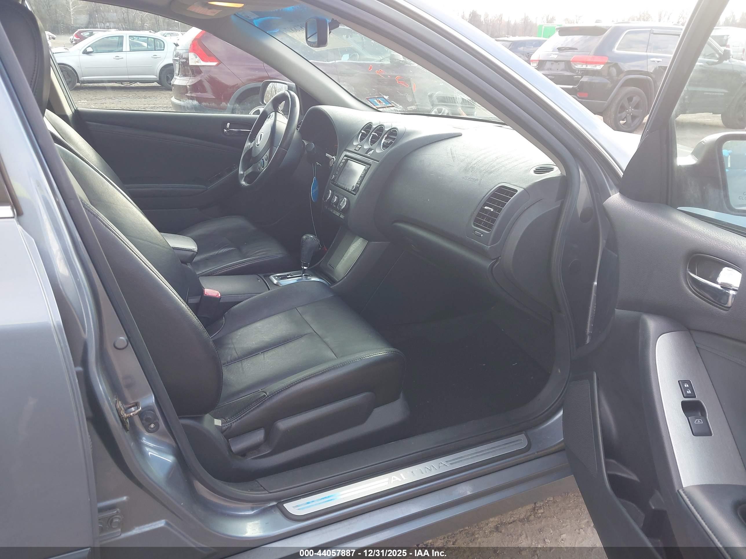 NISSAN ALTIMA image 5