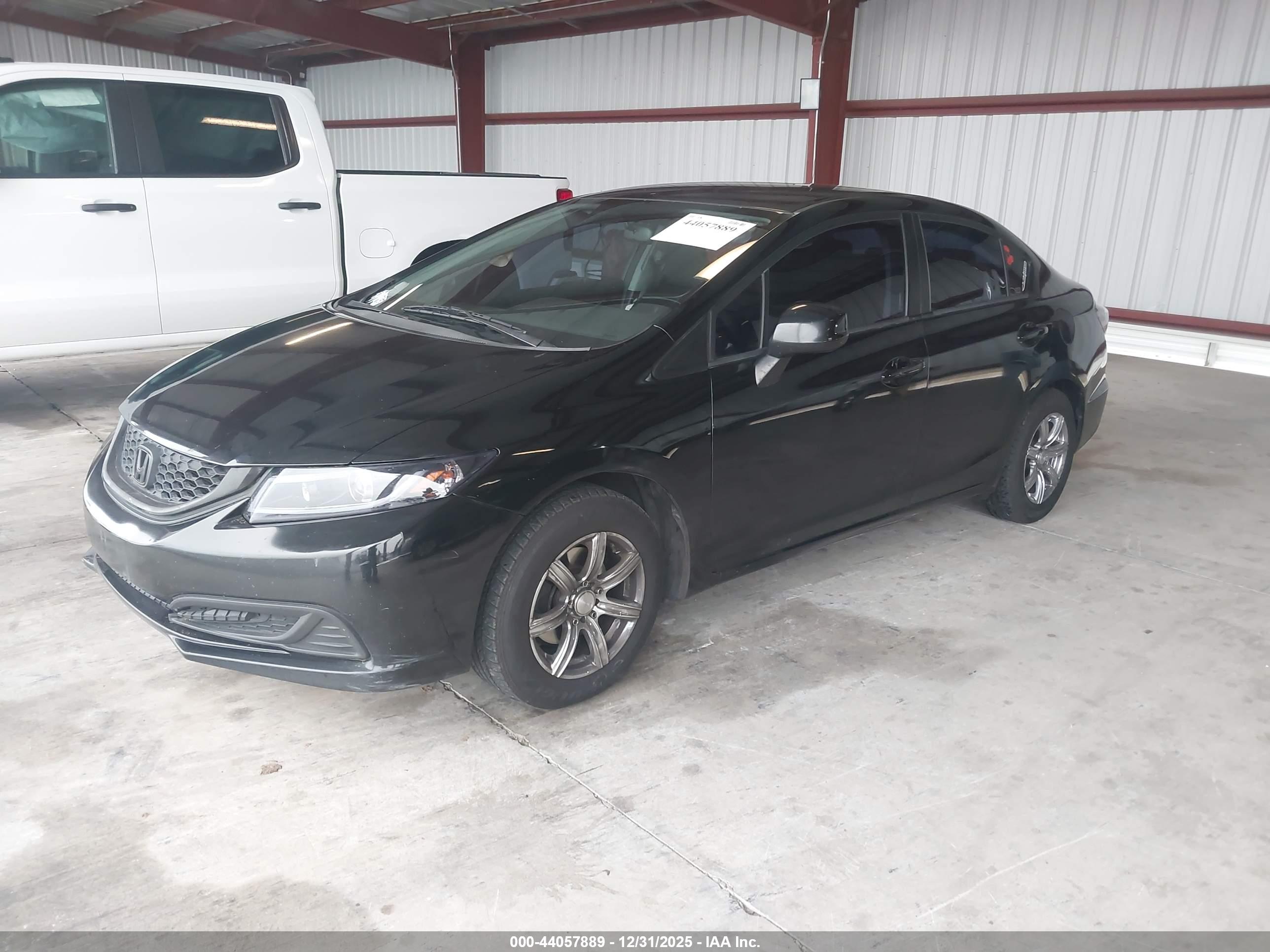 HONDA CIVIC image 2