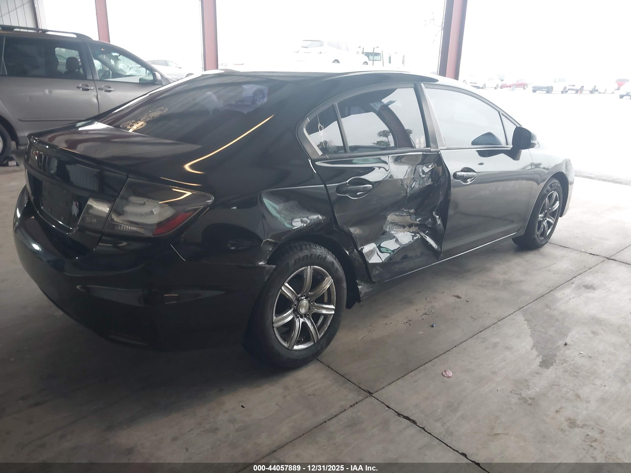 HONDA CIVIC image 4