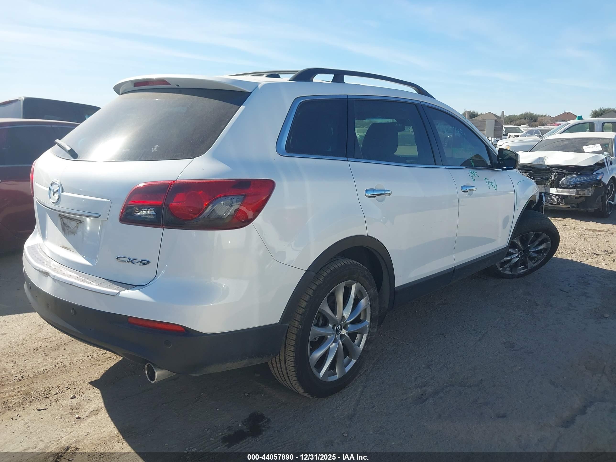 MAZDA CX-9 image 4