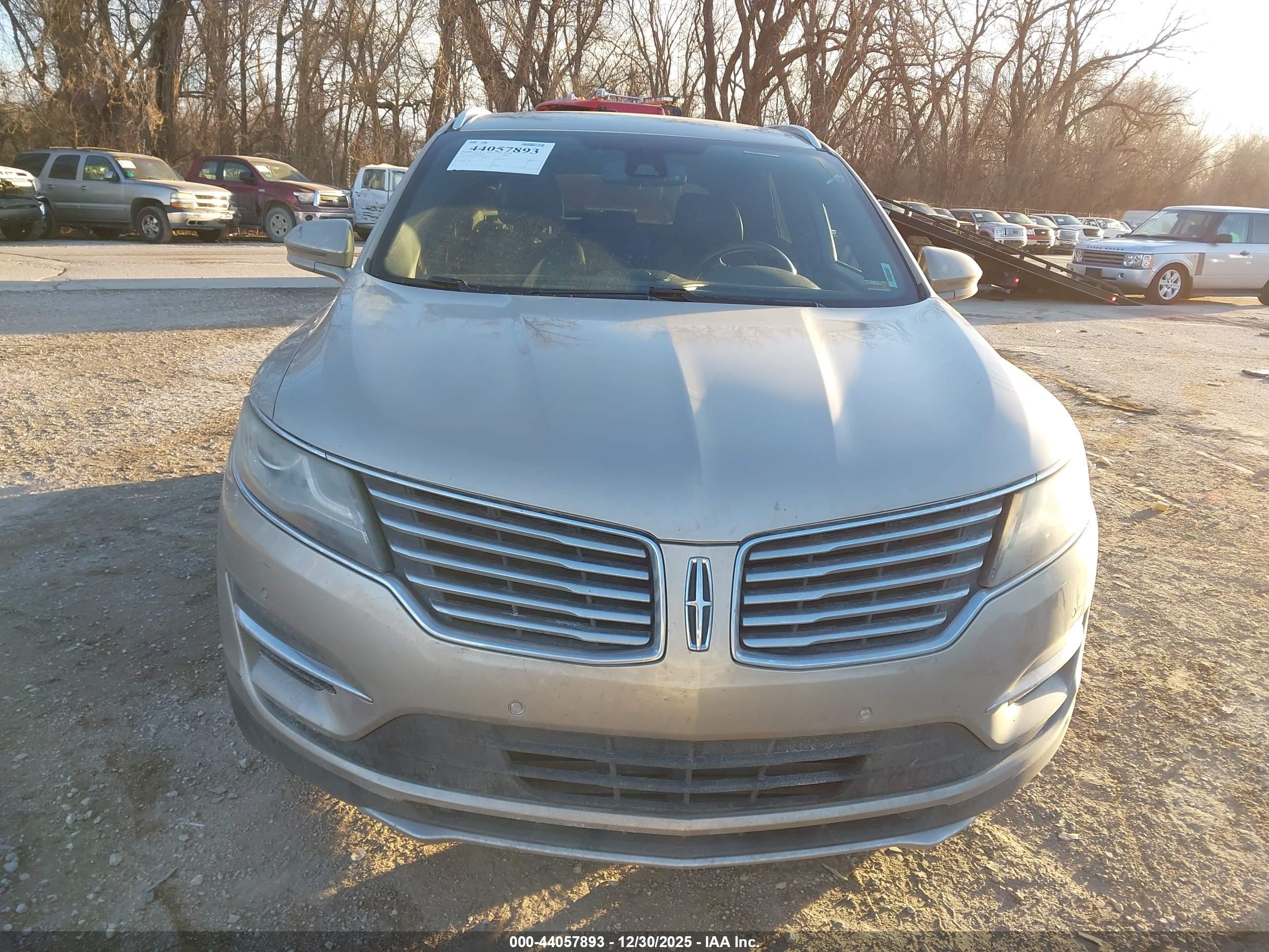 LINCOLN MKC image 6