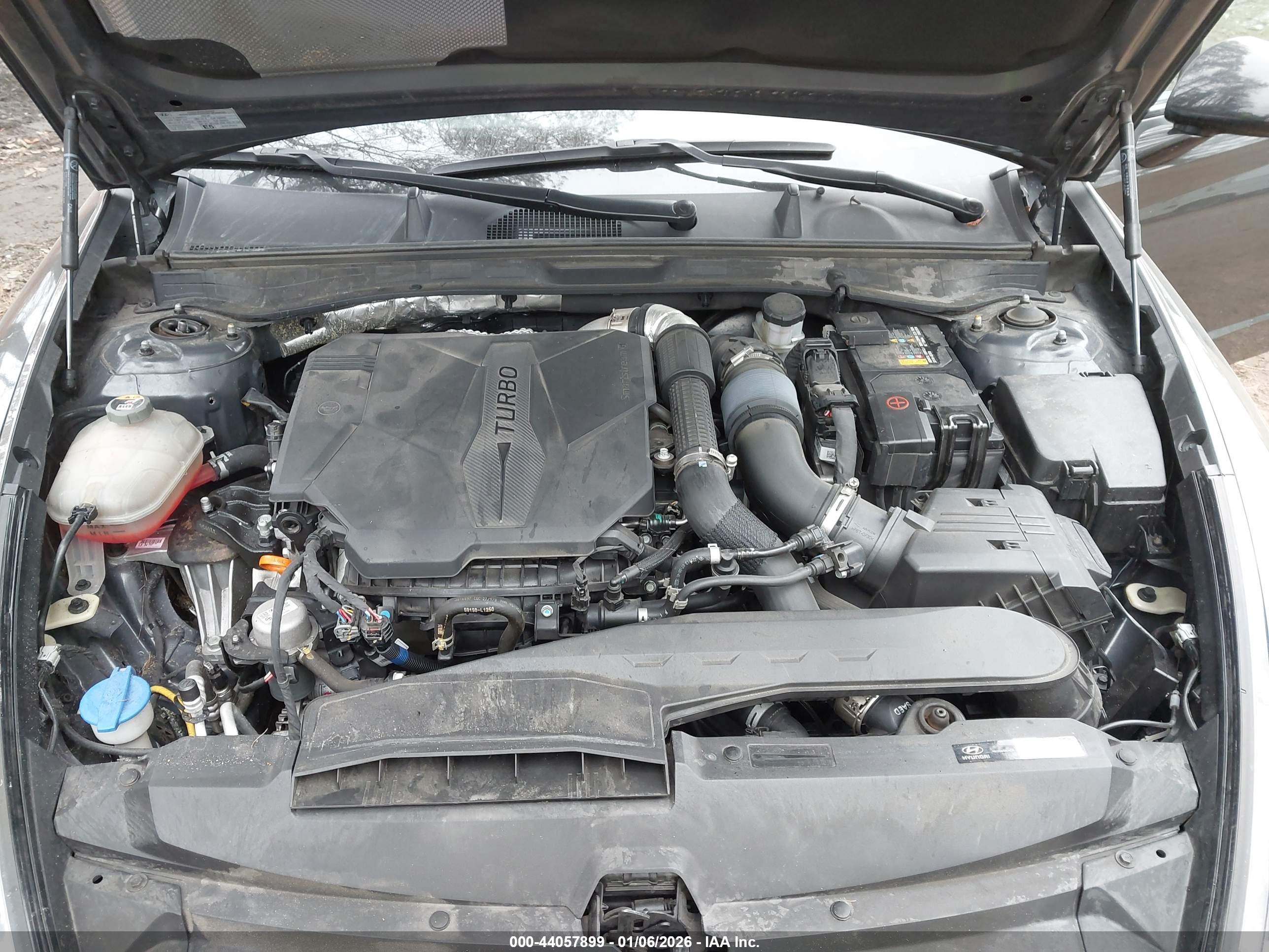 HYUNDAI SONATA image 10