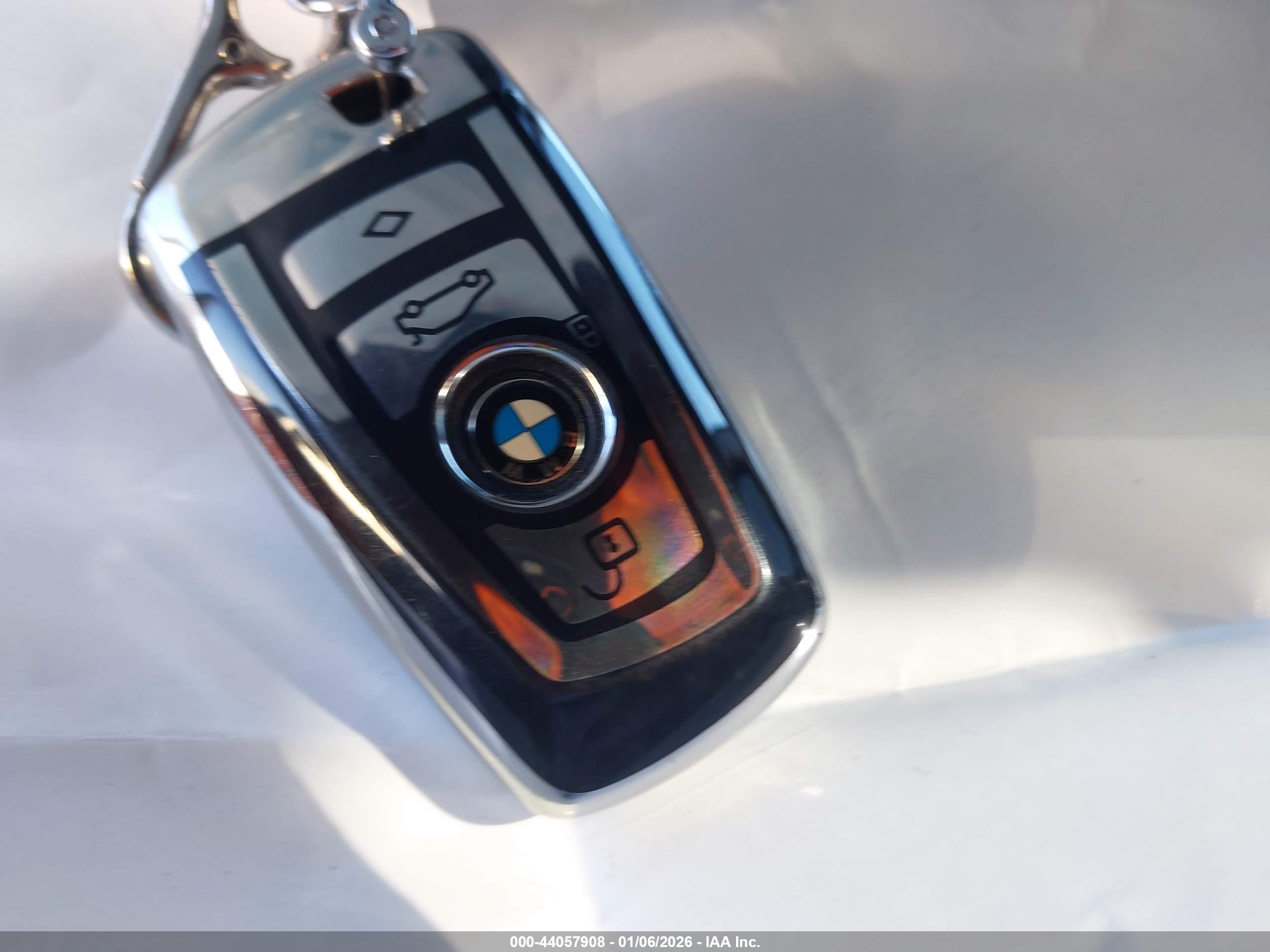 BMW 528I image 11