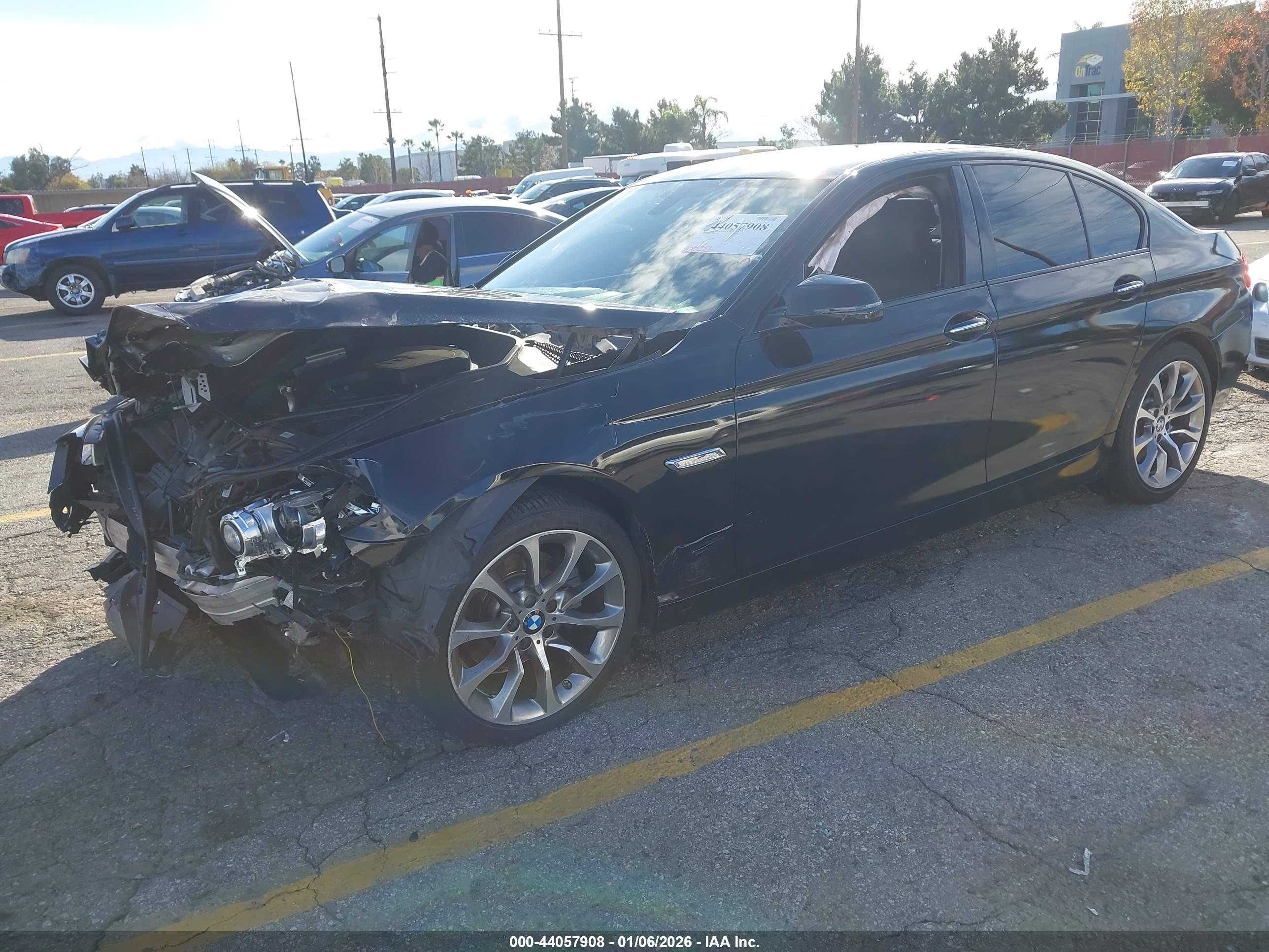 BMW 528I image 2