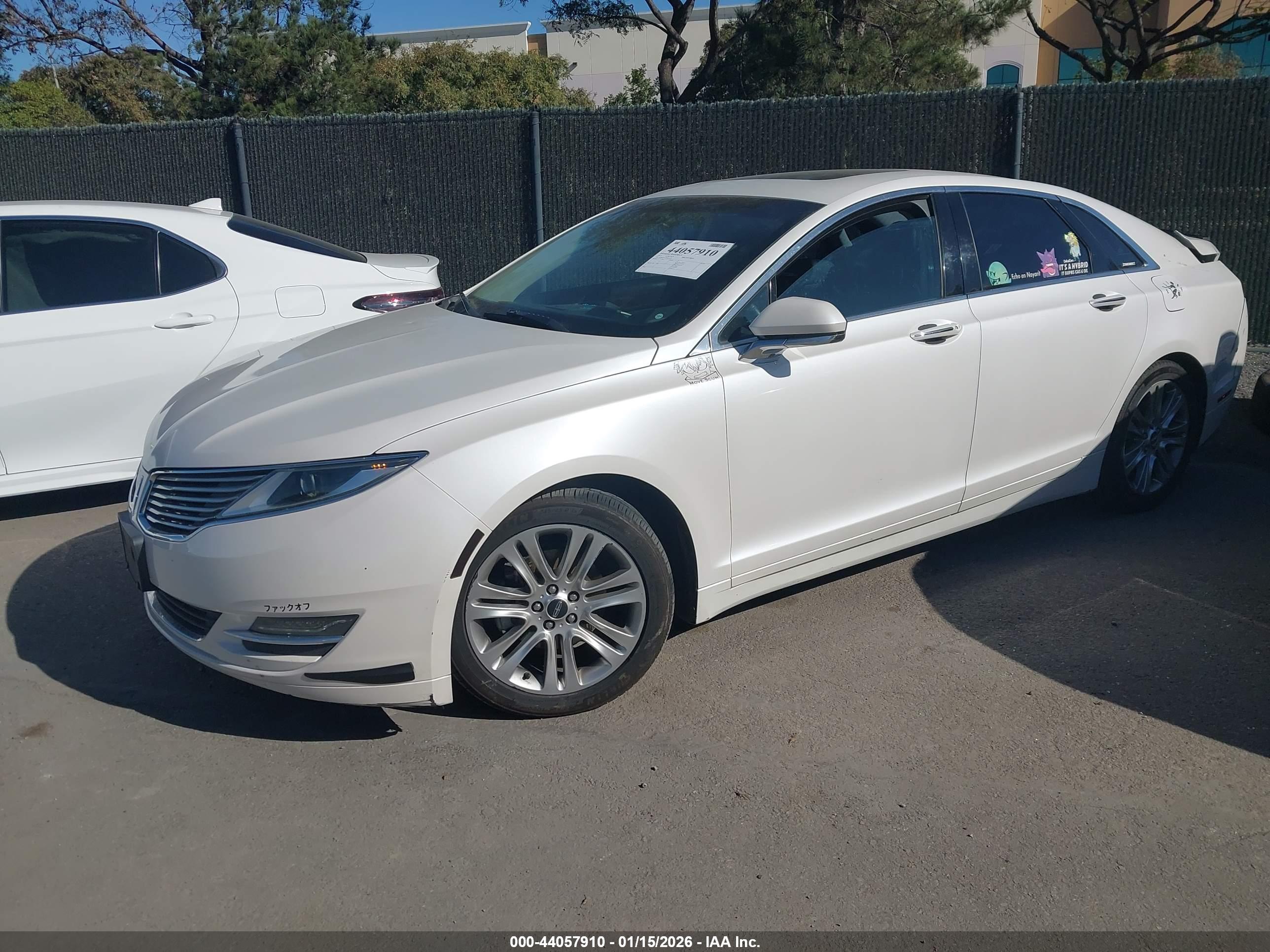 LINCOLN MKZ image 2