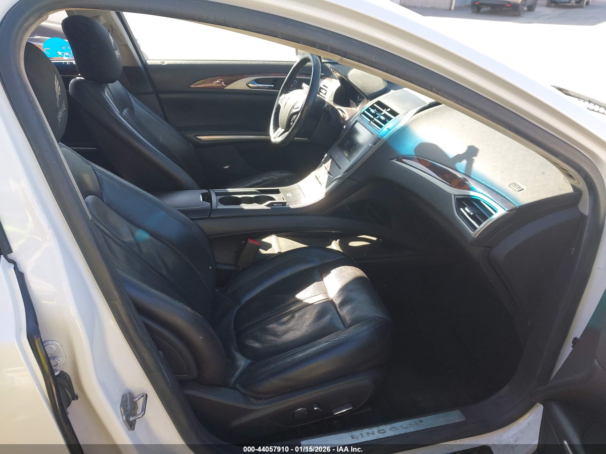 LINCOLN MKZ image 5