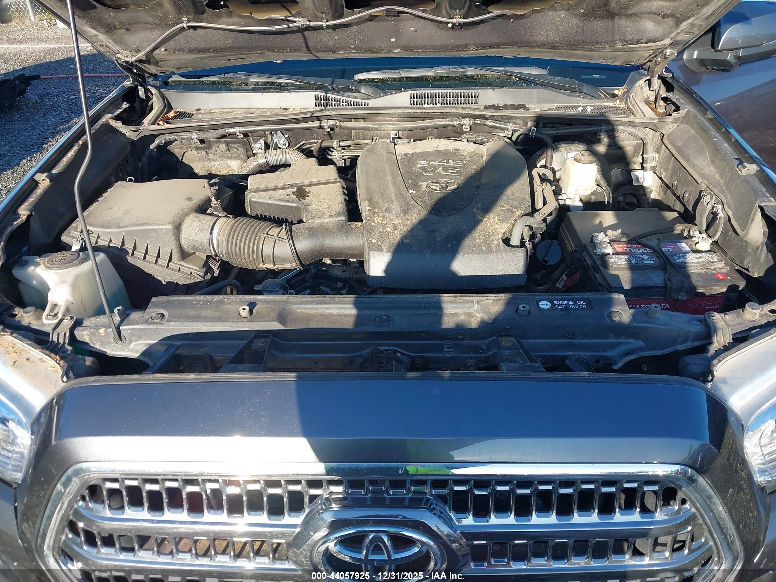 TOYOTA TACOMA image 10