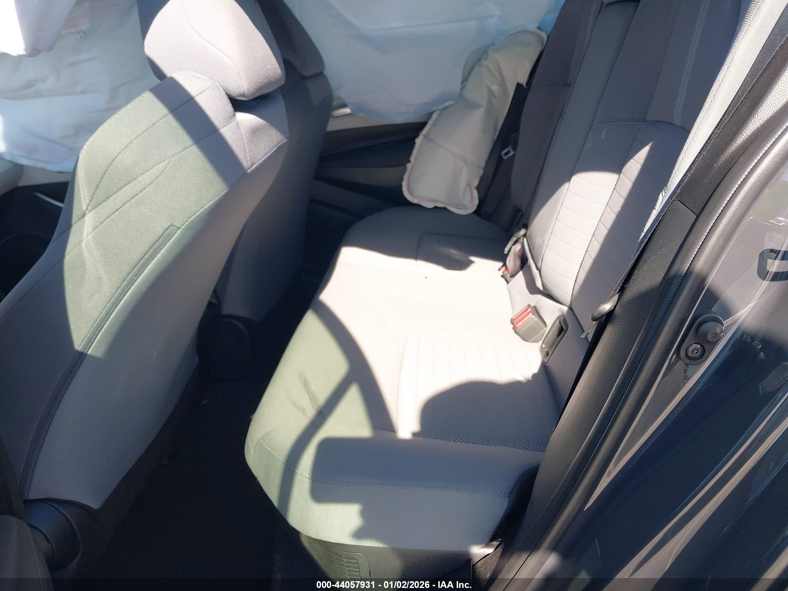 TOYOTA COROLLA image 8