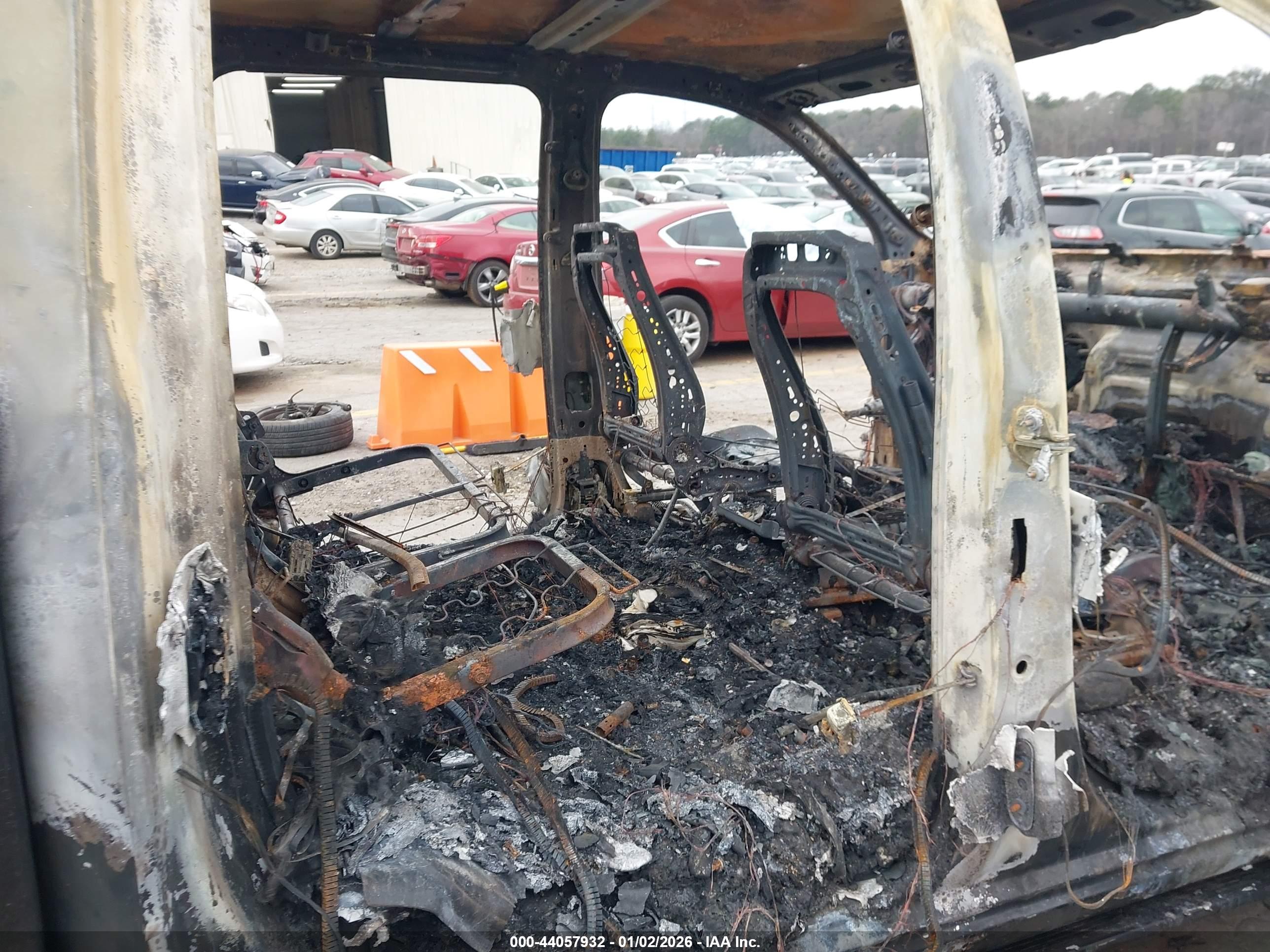 GMC SIERRA image 8