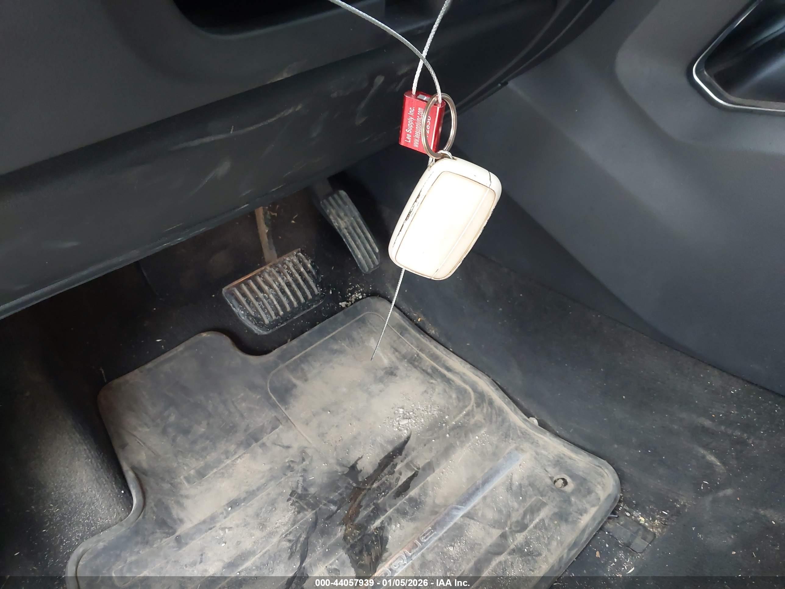 LAND ROVER image 11
