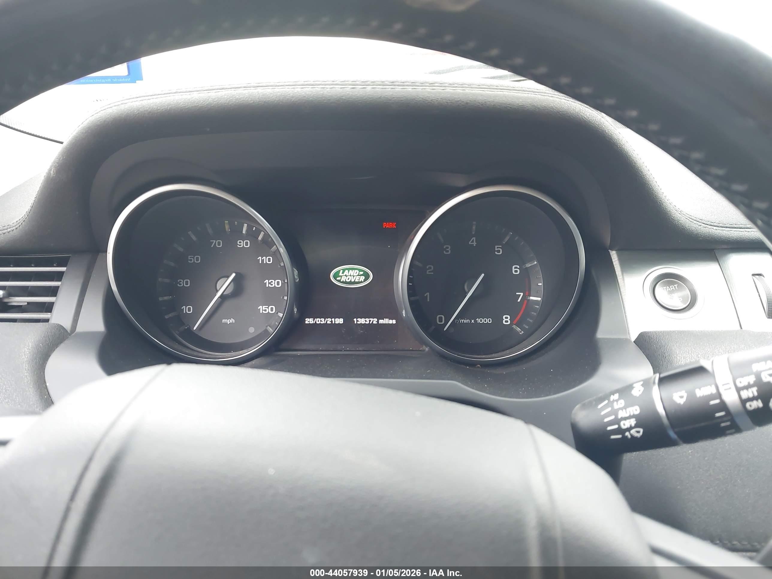 LAND ROVER image 7