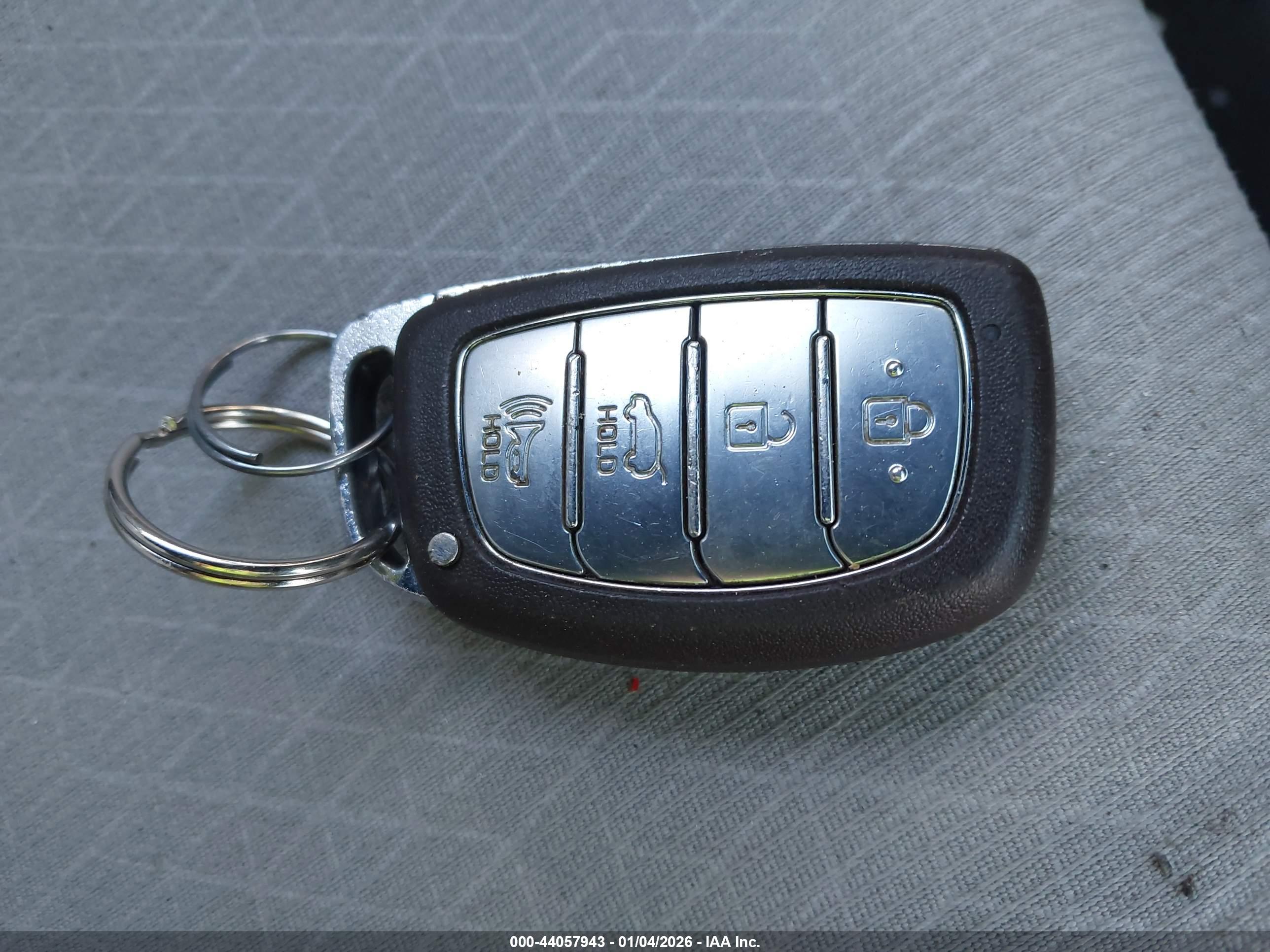 HYUNDAI TUCSON image 11