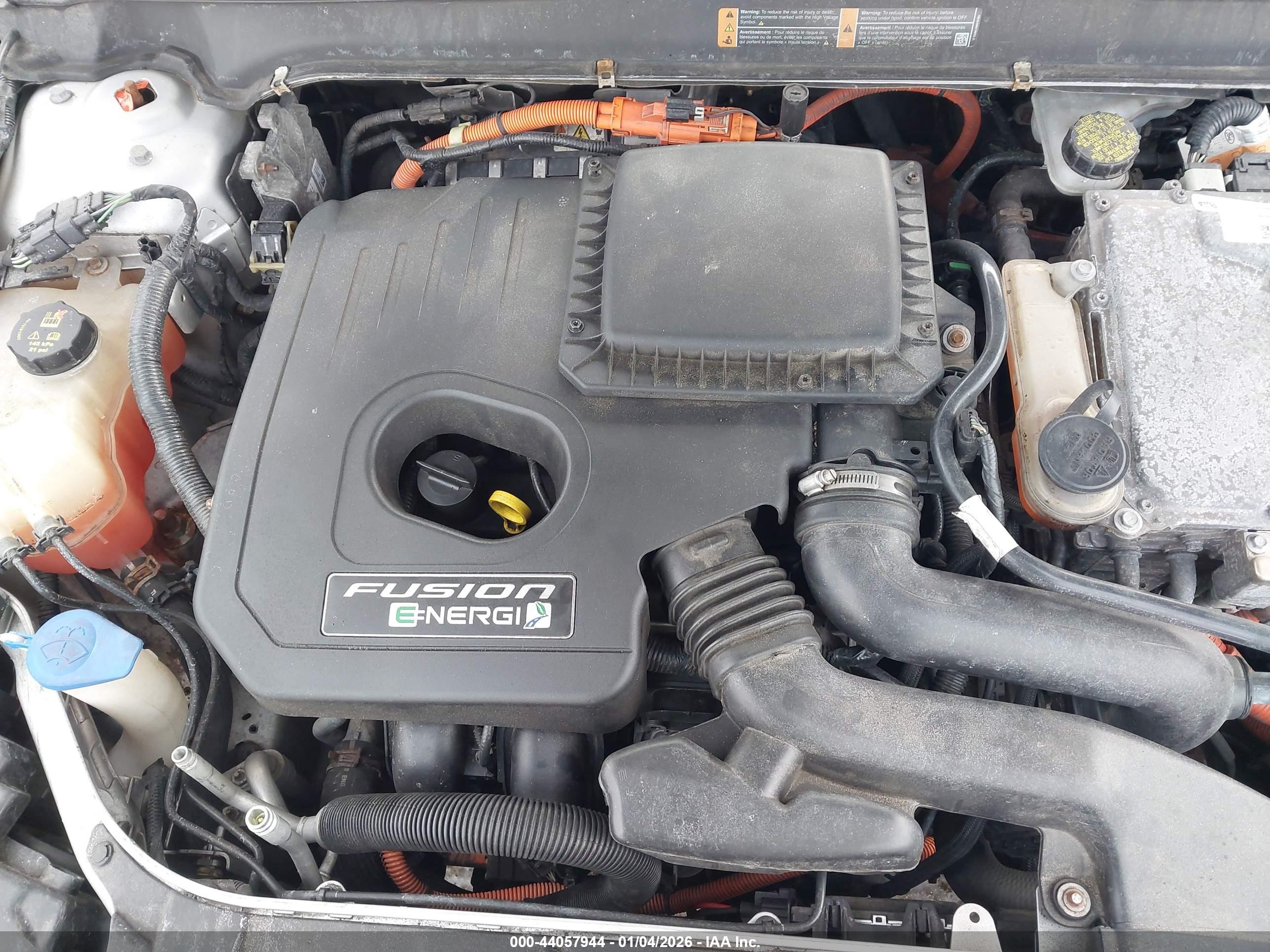 FORD FUSION image 10