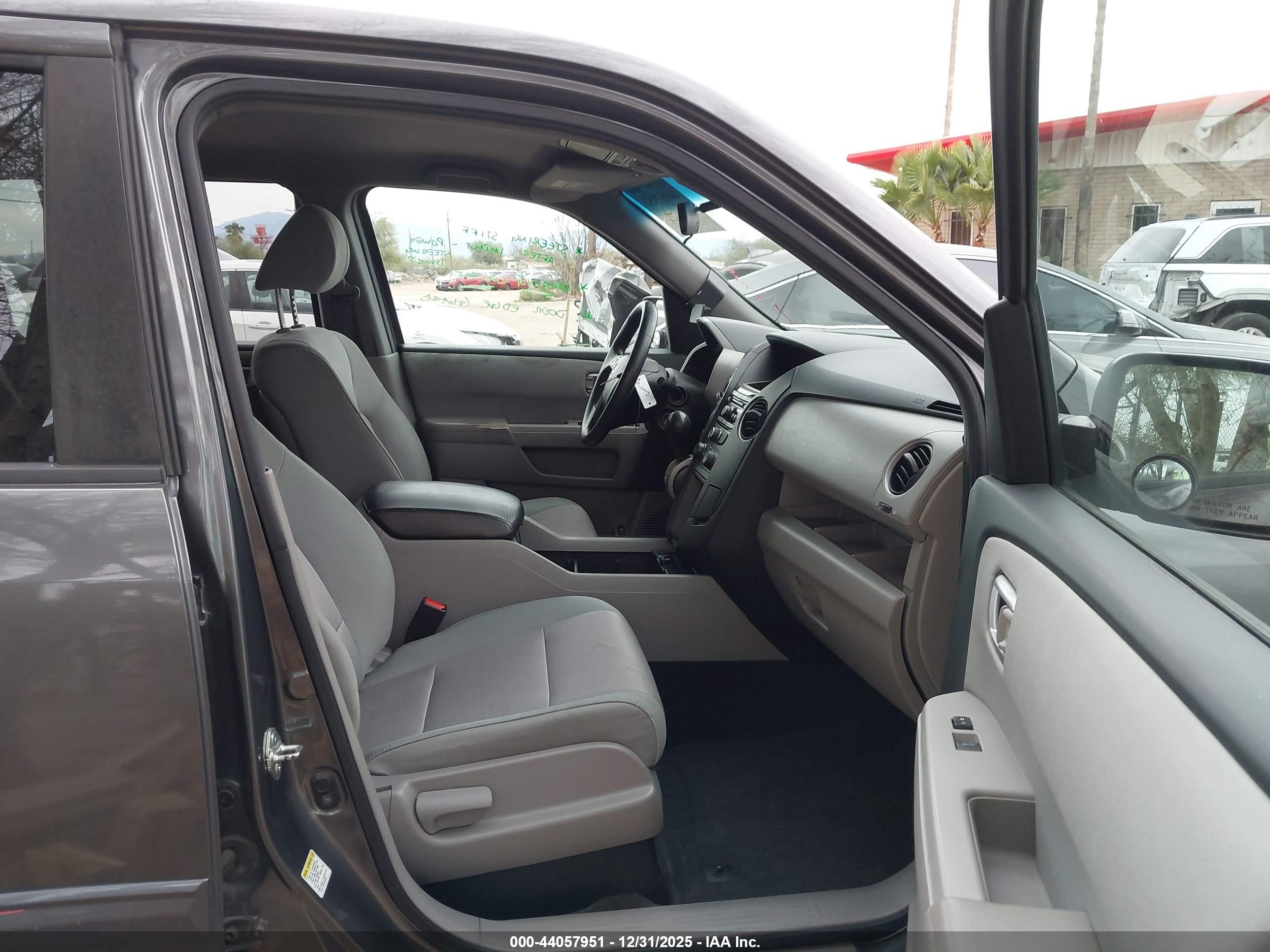 HONDA PILOT image 5