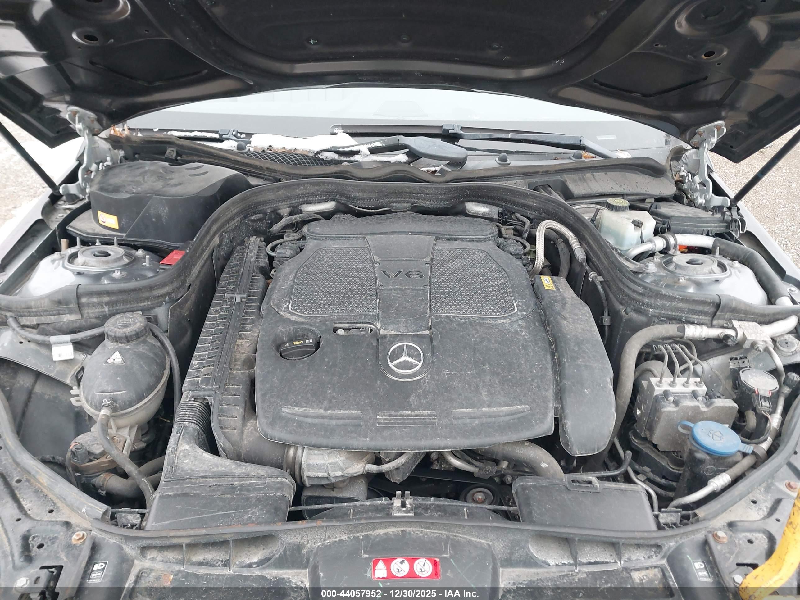 MERCEDES-BENZ E image 10