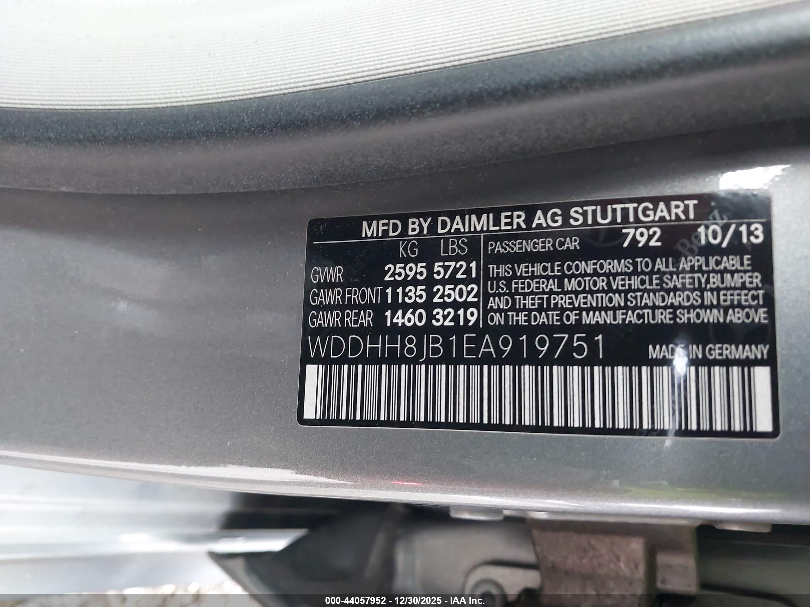 MERCEDES-BENZ E image 9