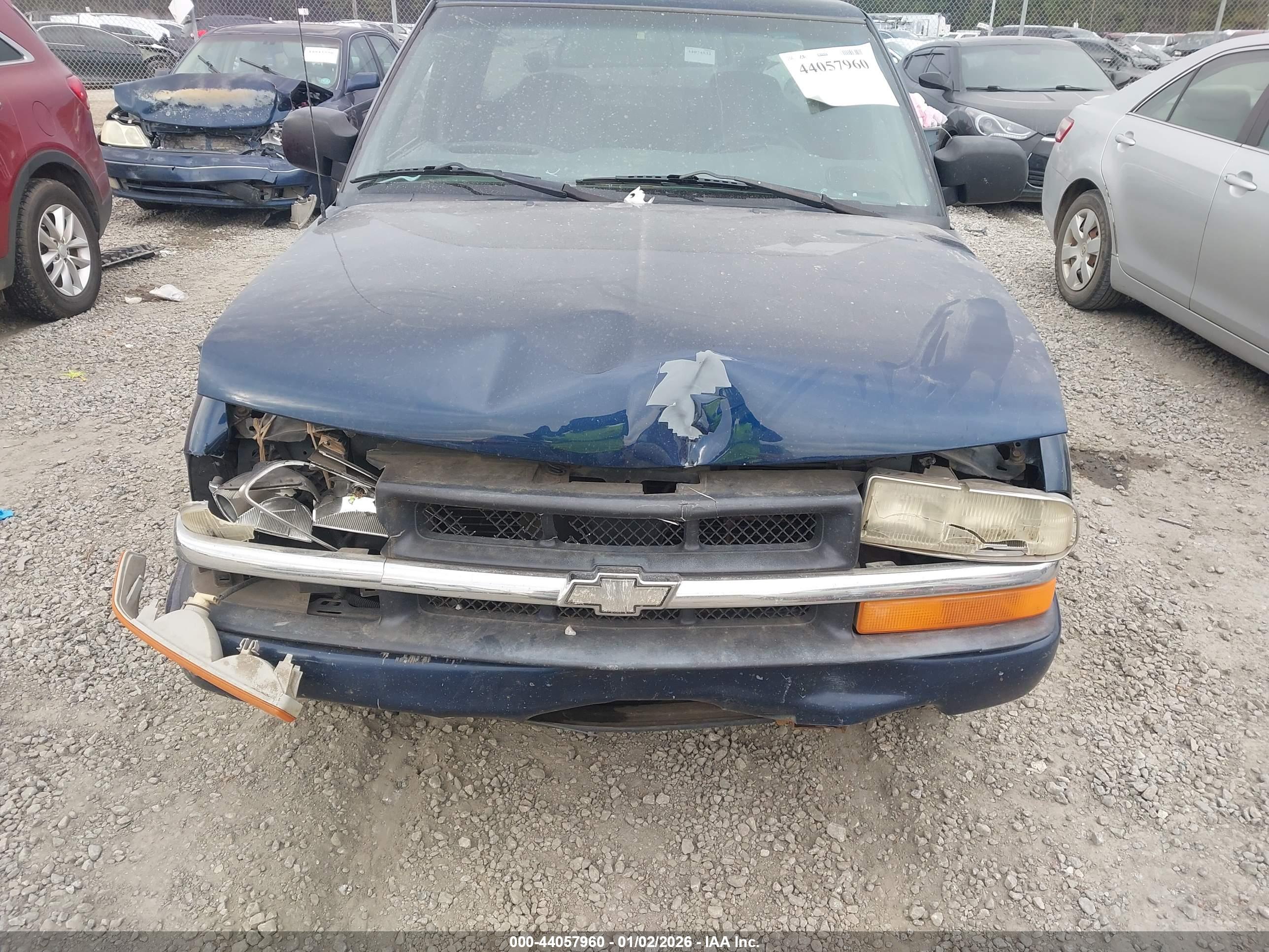 CHEVROLET S-10 image 6