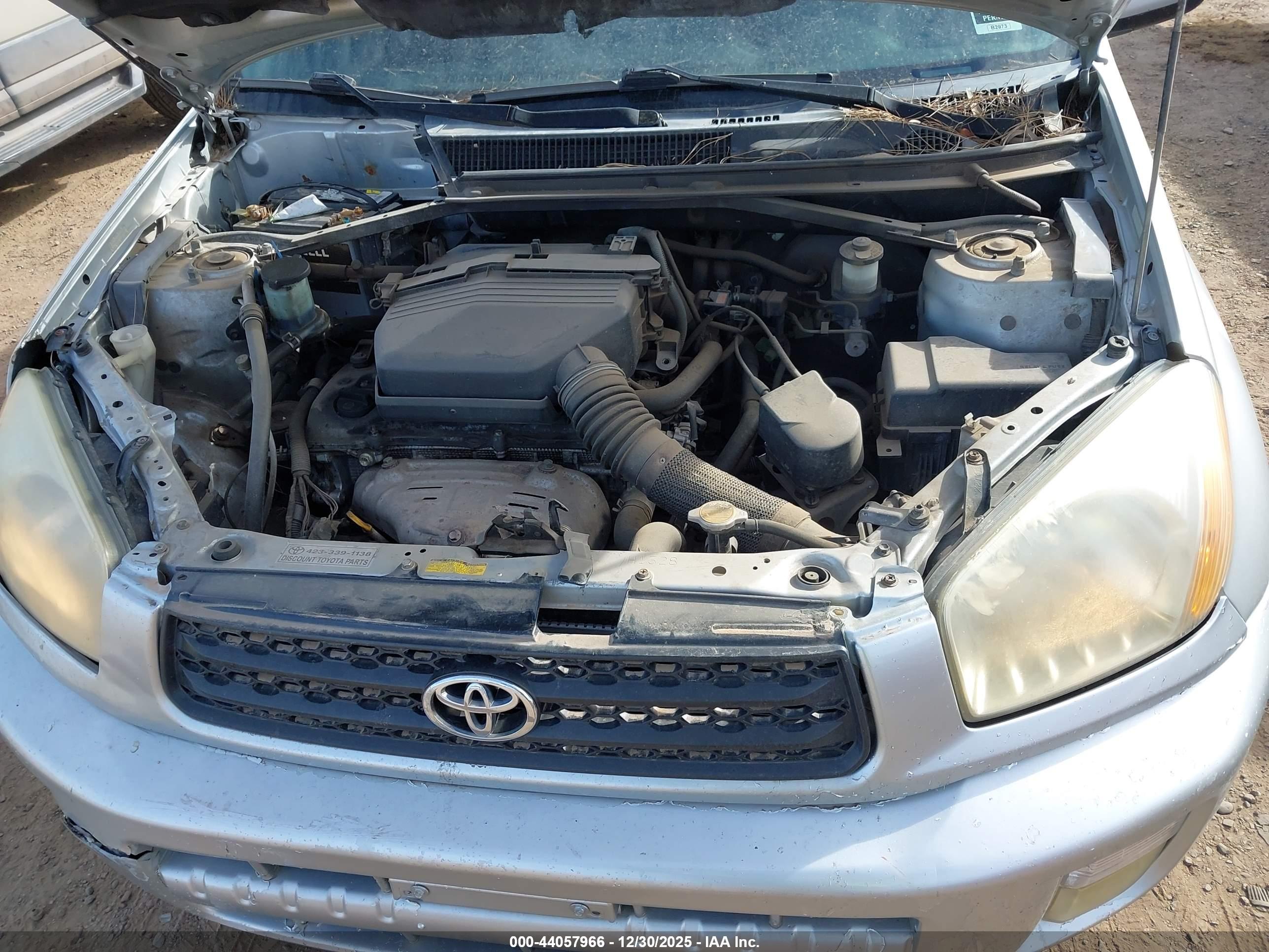 TOYOTA RAV4 image 10