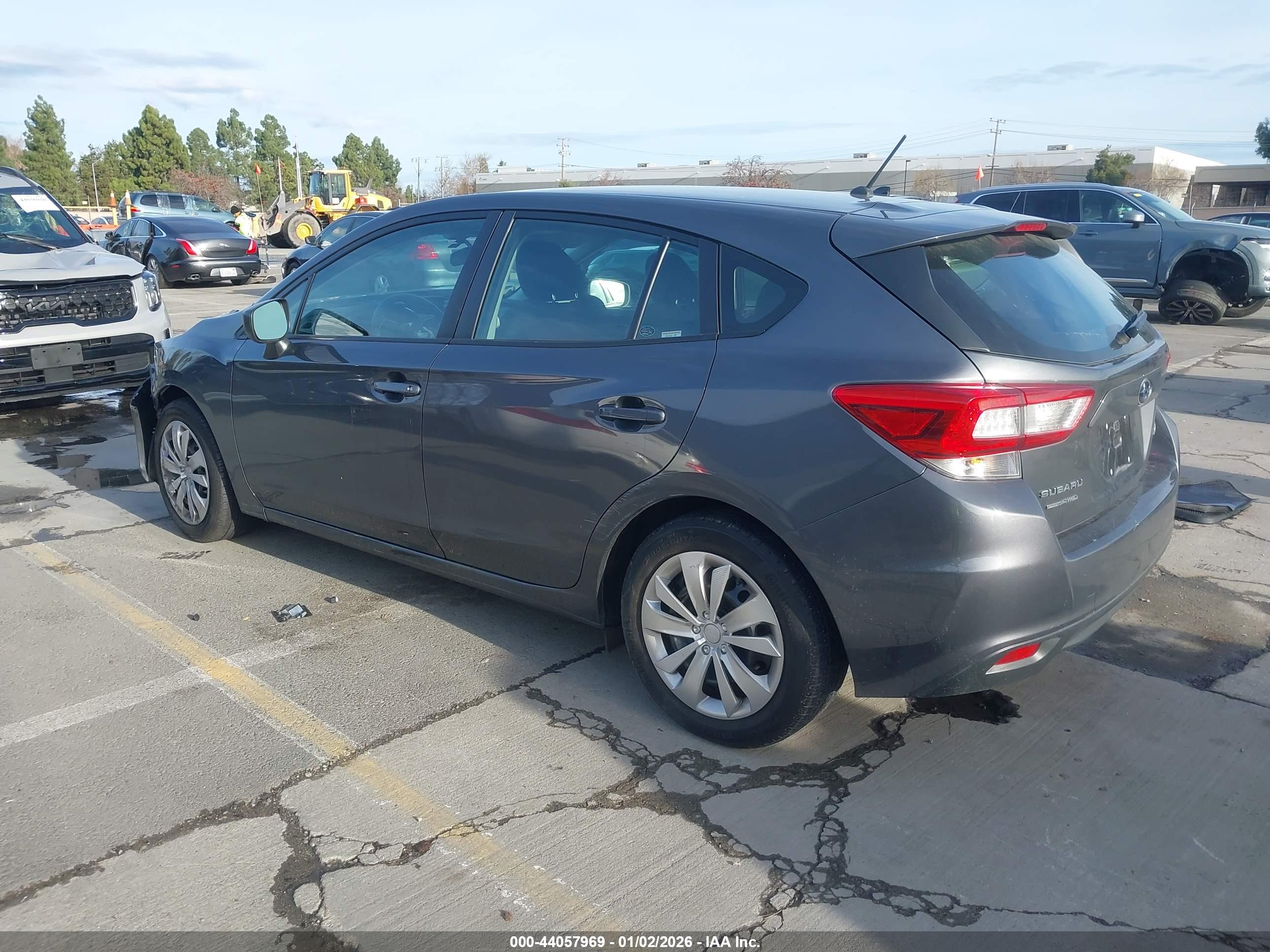 SUBARU IMPREZA image 3