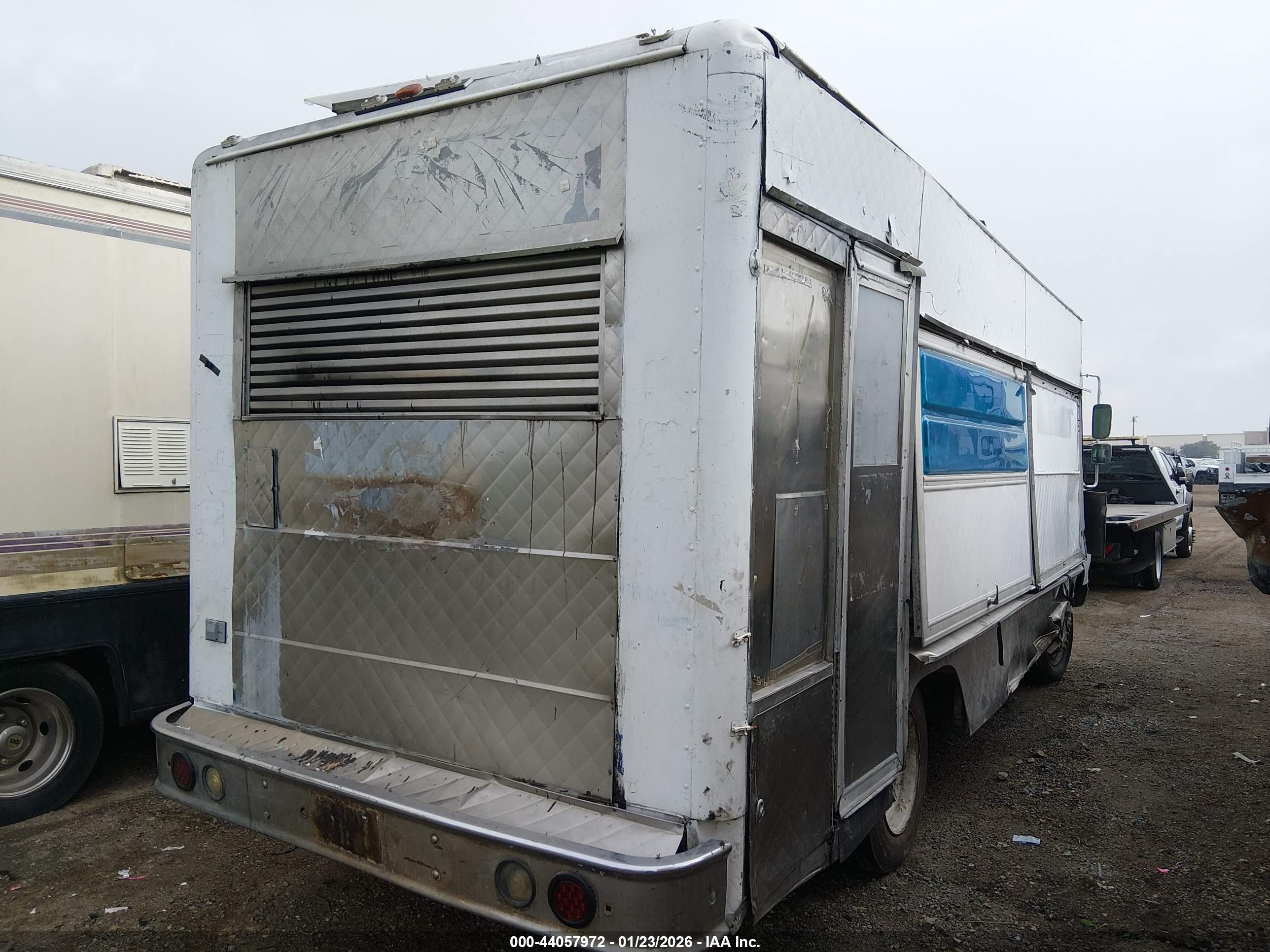 GMC FORWARD image 4