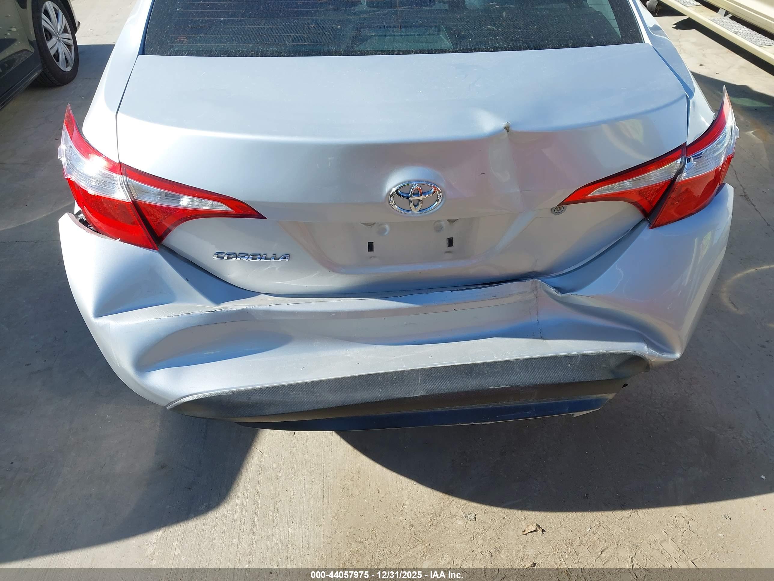 TOYOTA COROLLA image 6