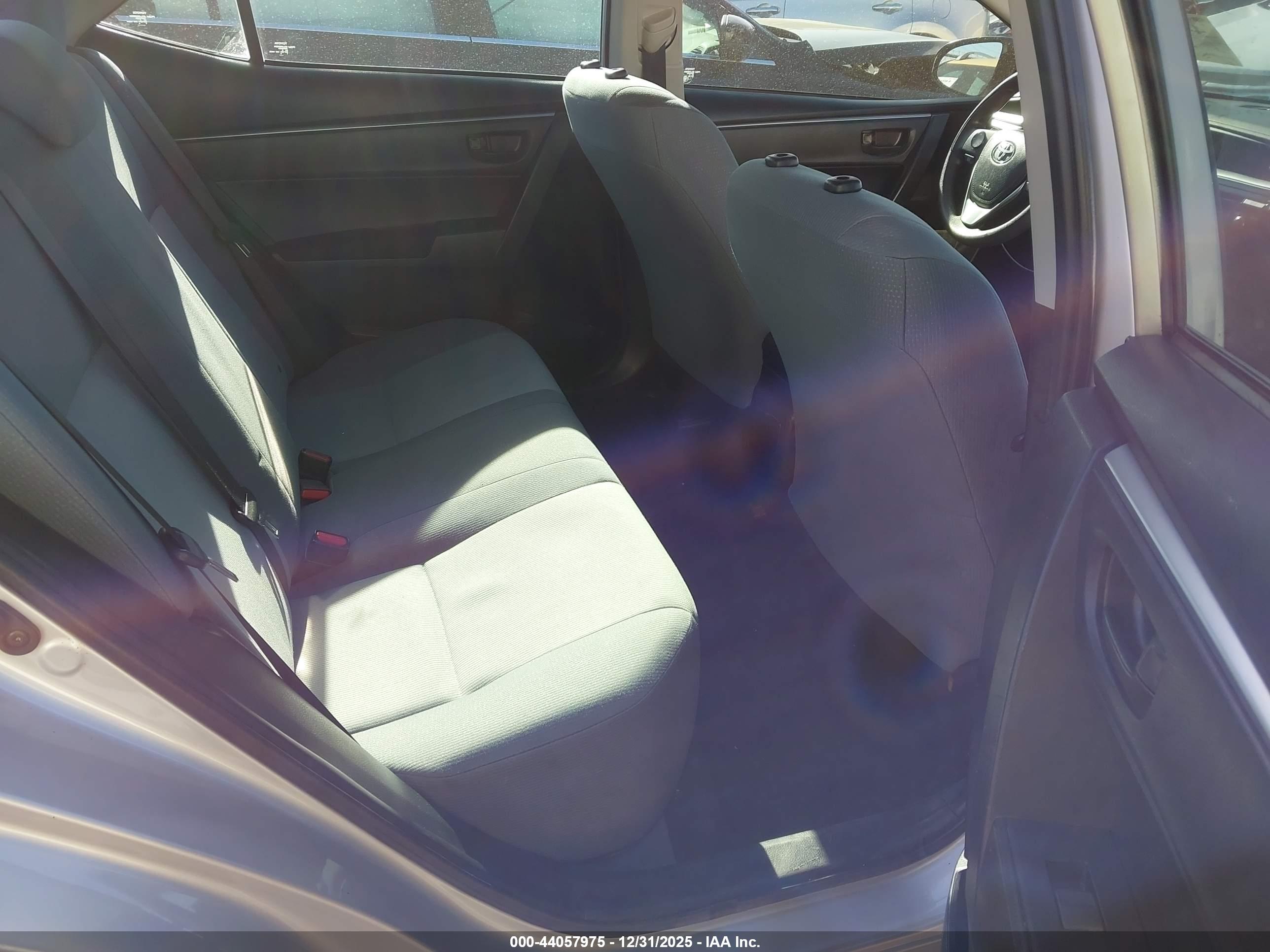 TOYOTA COROLLA image 8
