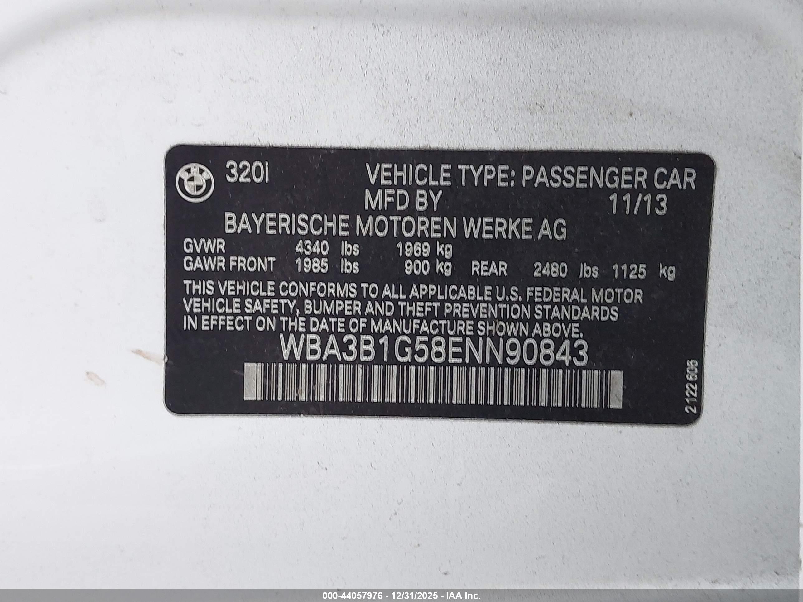 BMW 320I image 9