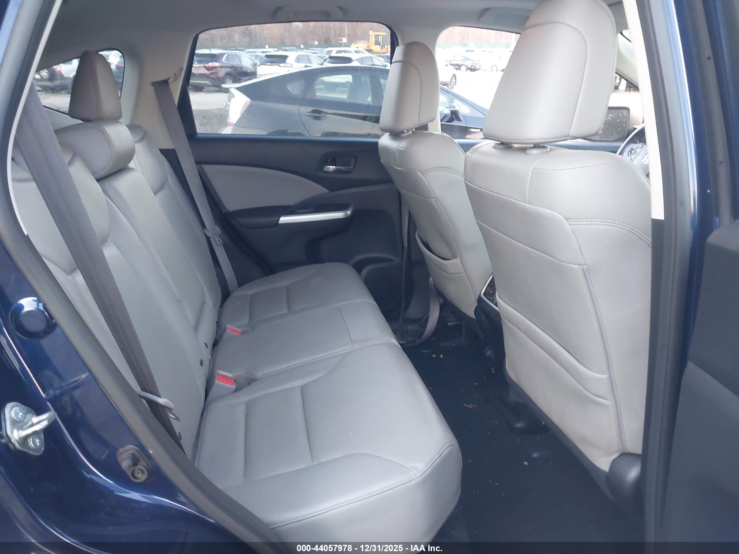 HONDA CR-V image 8