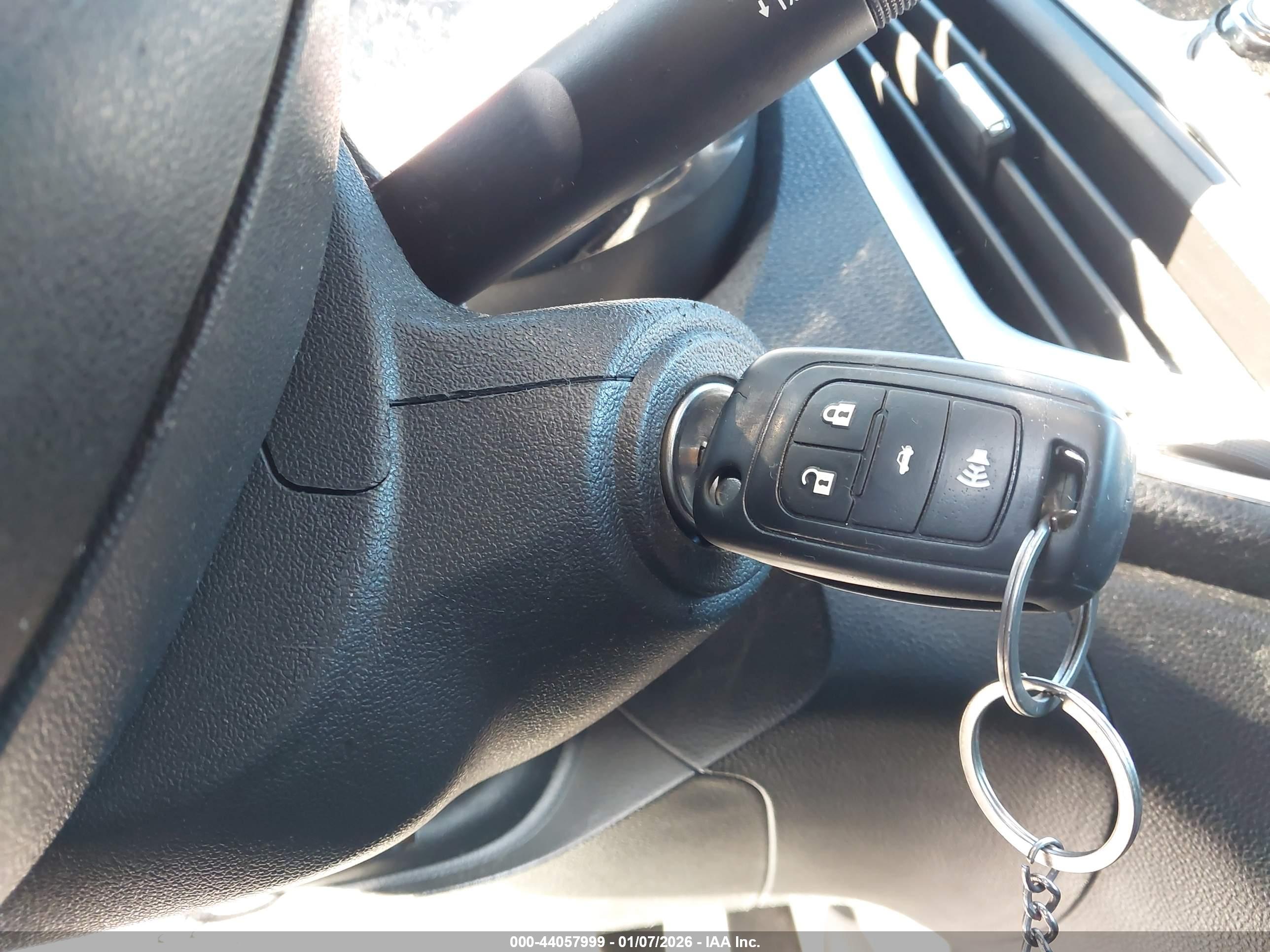 GMC TERRAIN image 11