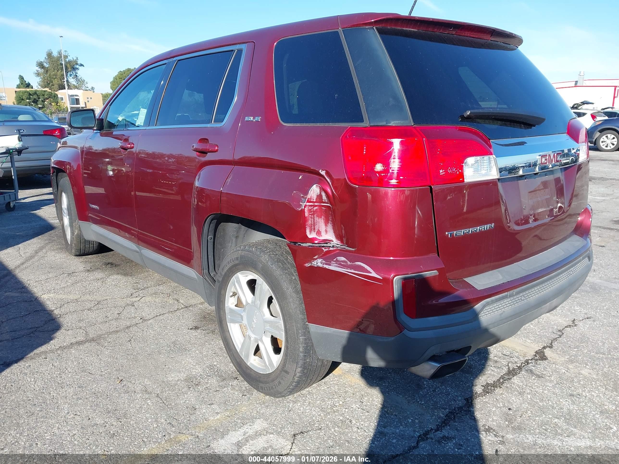 GMC TERRAIN image 3