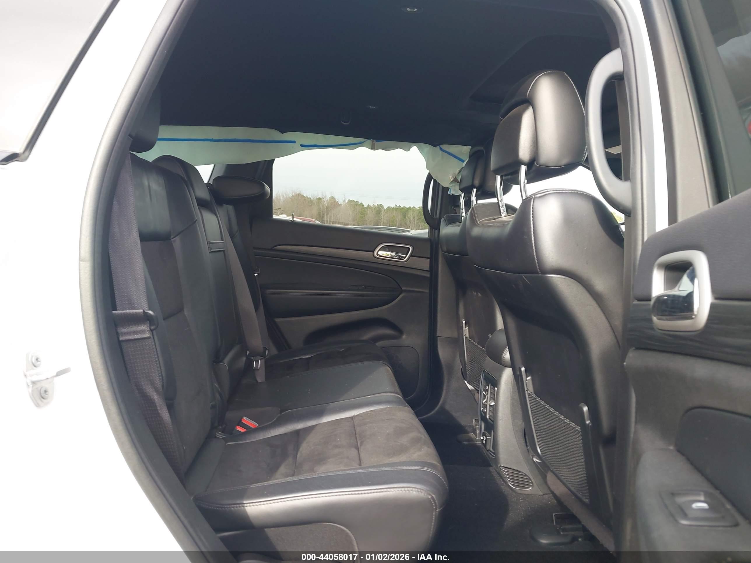 JEEP GRAND image 8